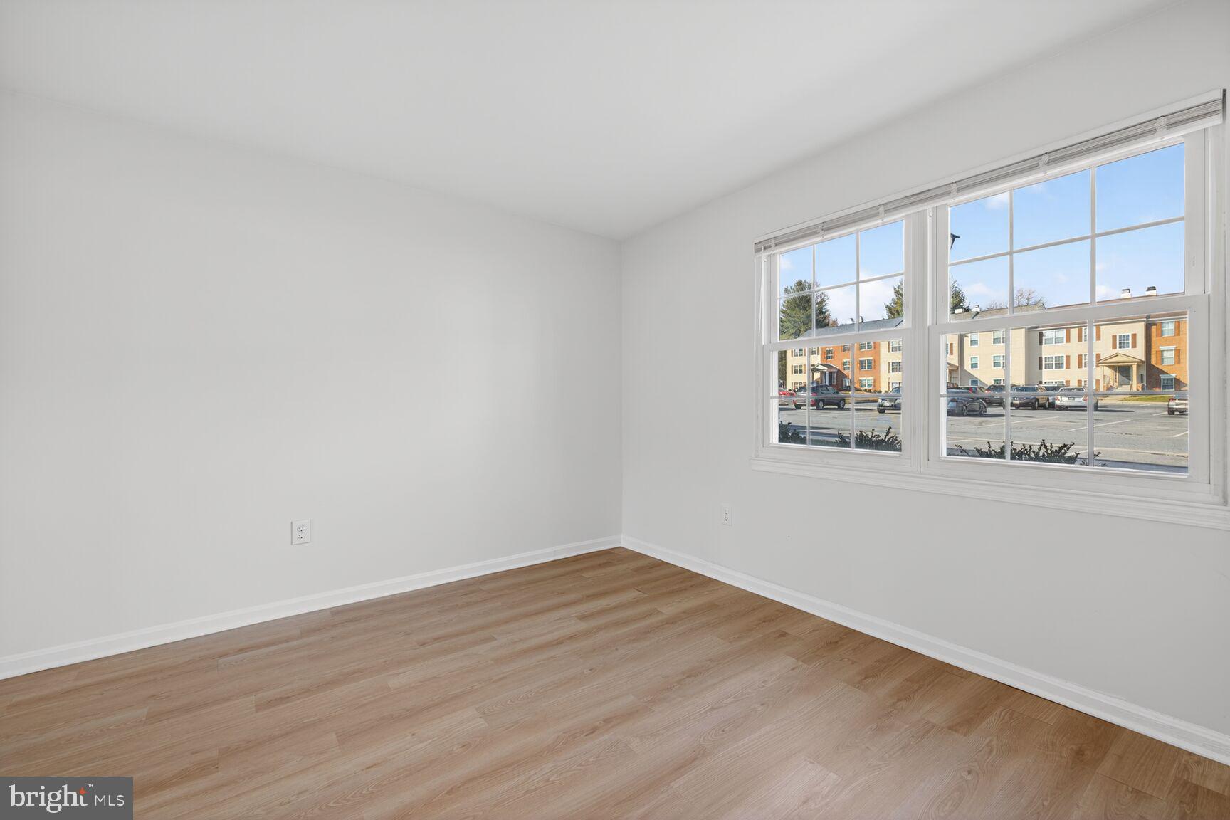 LONGMEAD CROSSING - Residential