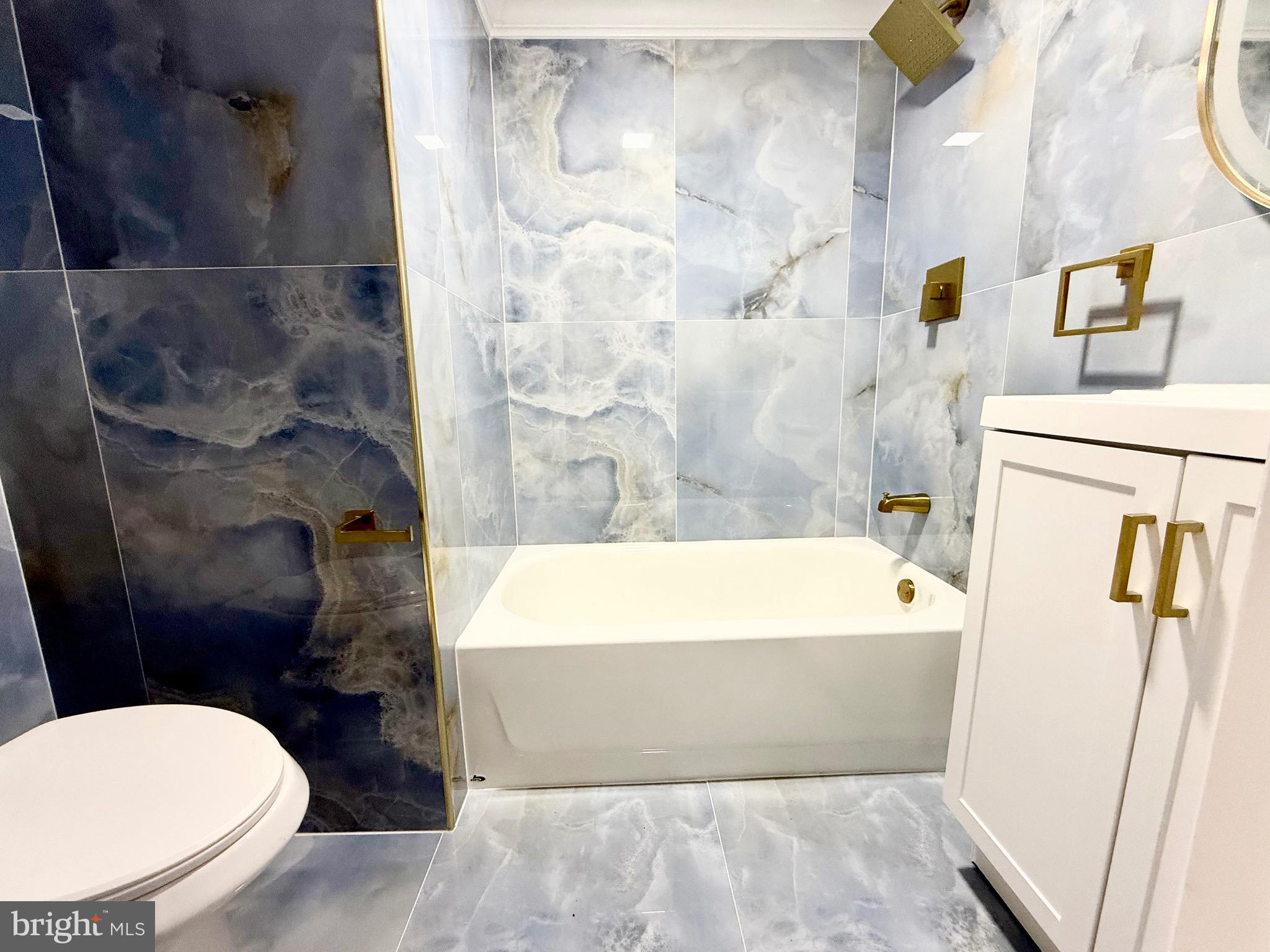 UNIVERSITY CITY - Residential