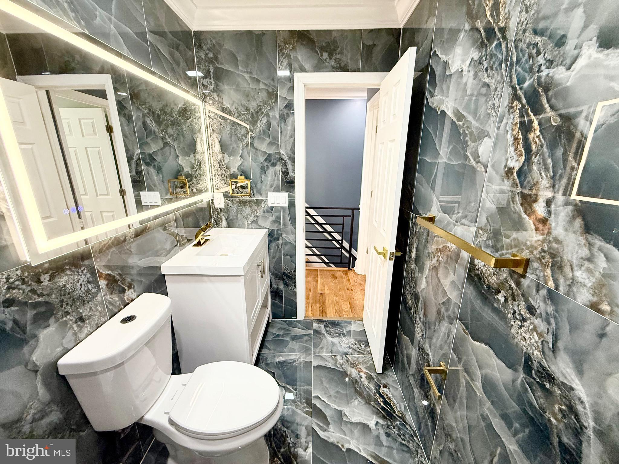 UNIVERSITY CITY - Residential