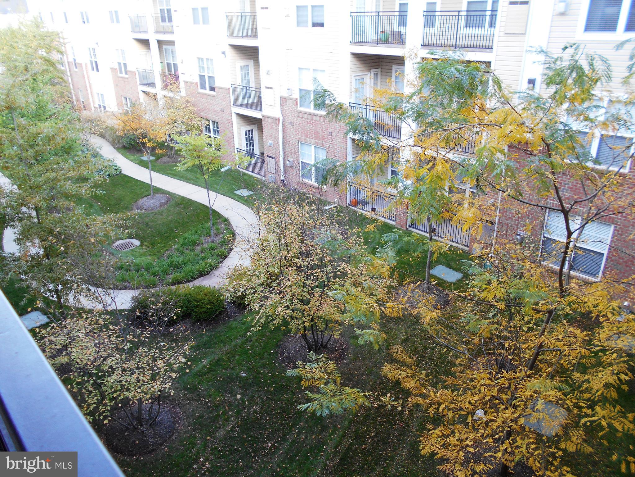 CHANTILLY PARK - Residential Lease