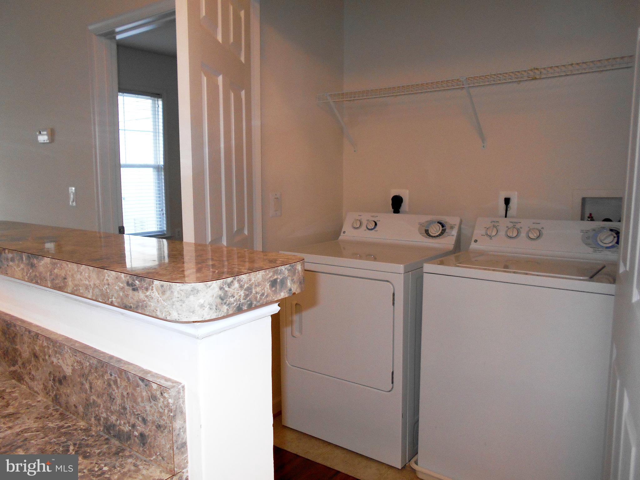 CHANTILLY PARK - Residential Lease