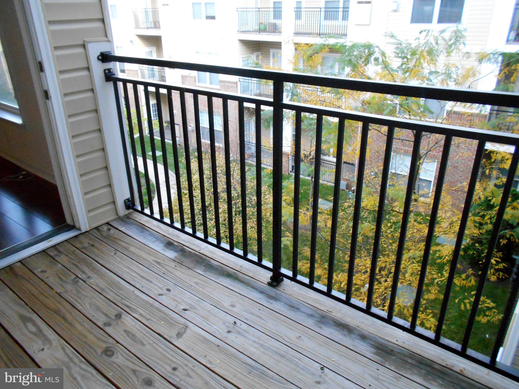 CHANTILLY PARK - Residential Lease