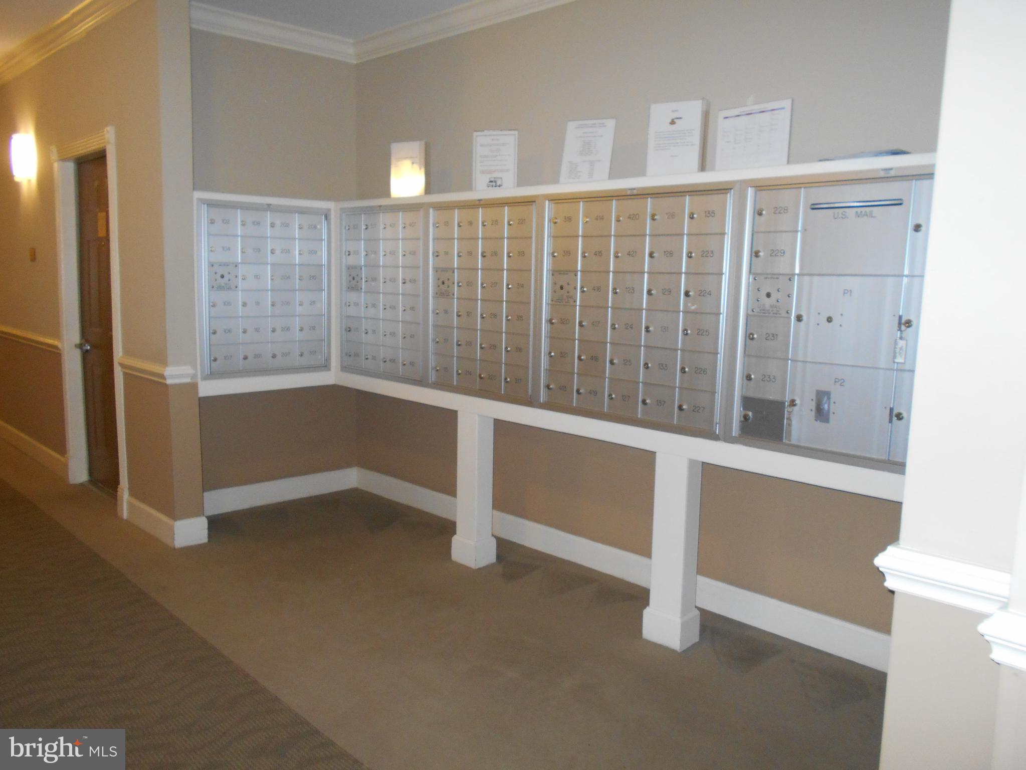 CHANTILLY PARK - Residential Lease