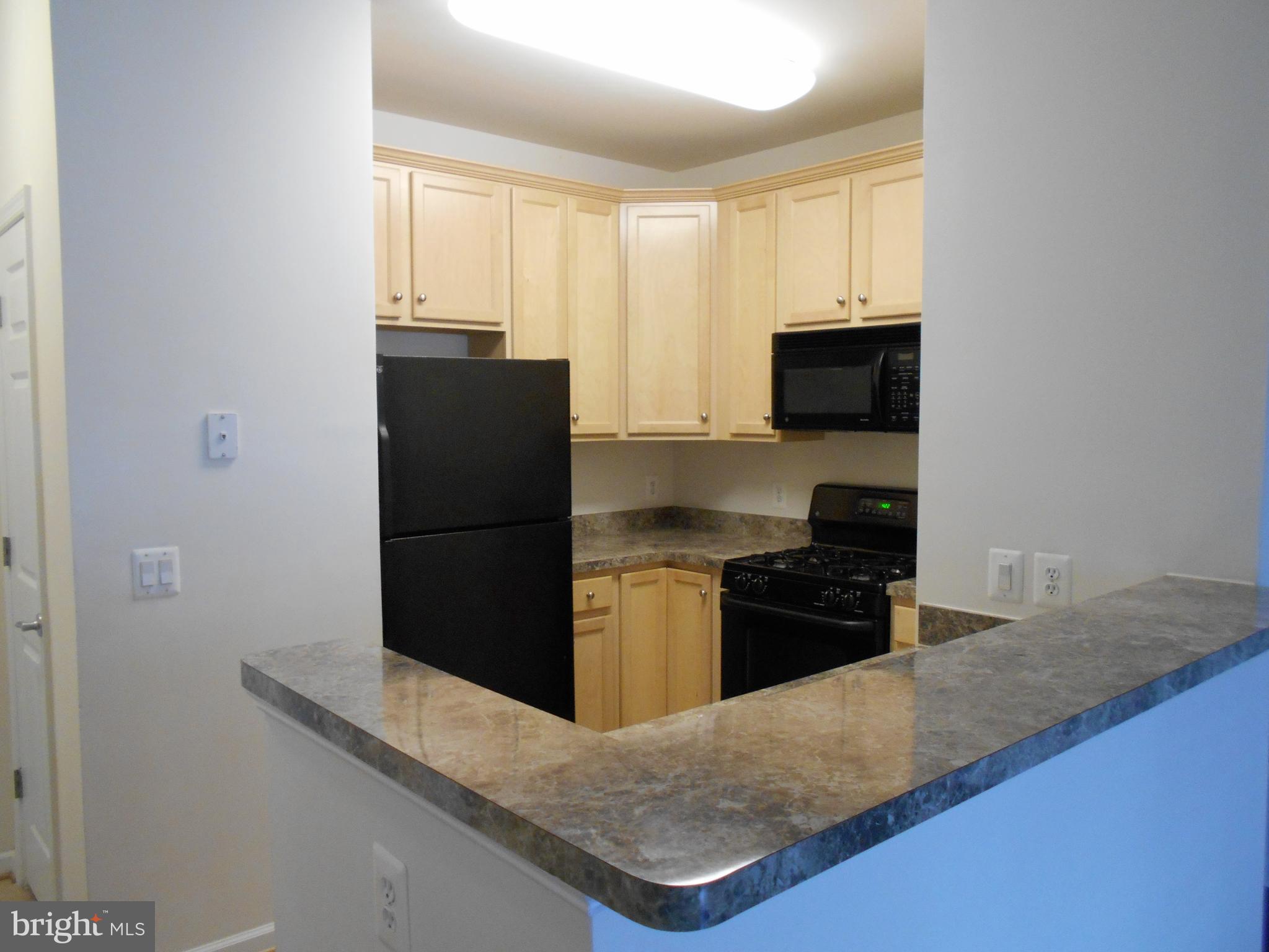 CHANTILLY PARK - Residential Lease