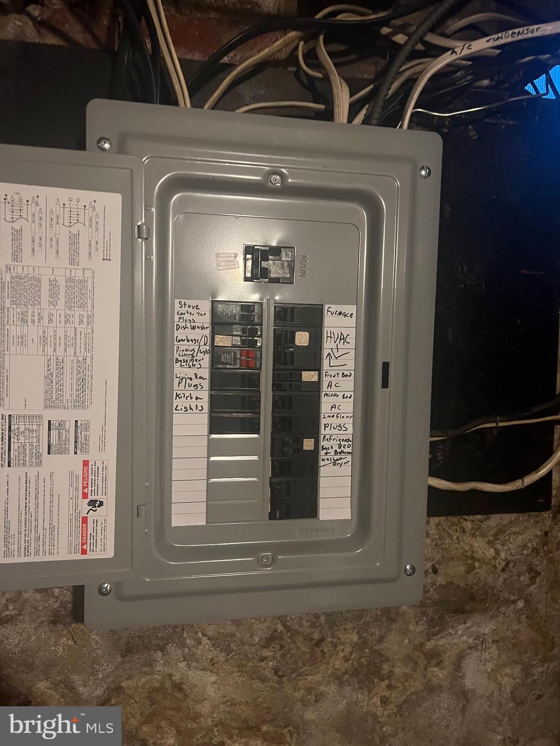 LOWER MOYAMENSING - Residential Lease