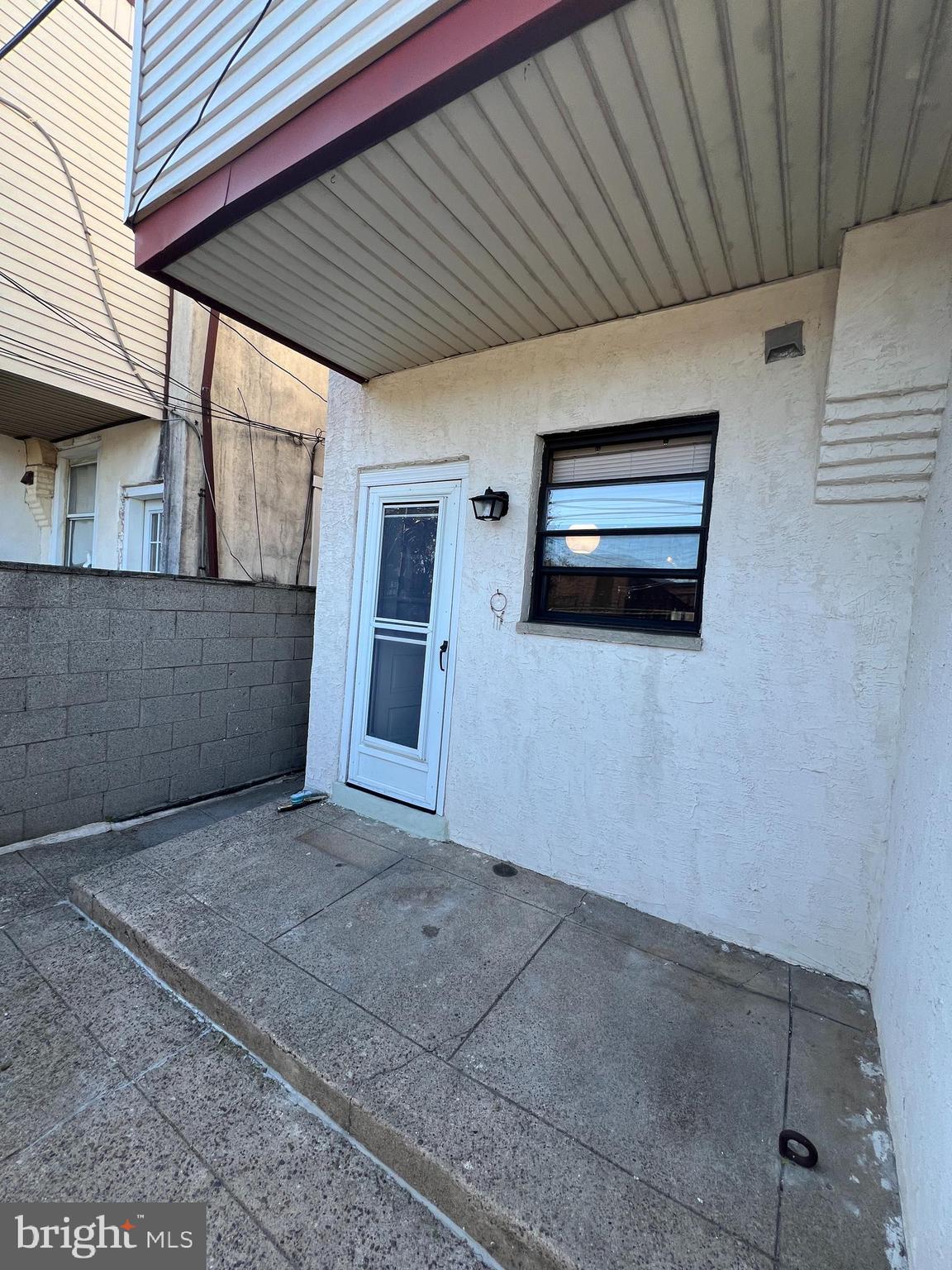 LOWER MOYAMENSING - Residential Lease