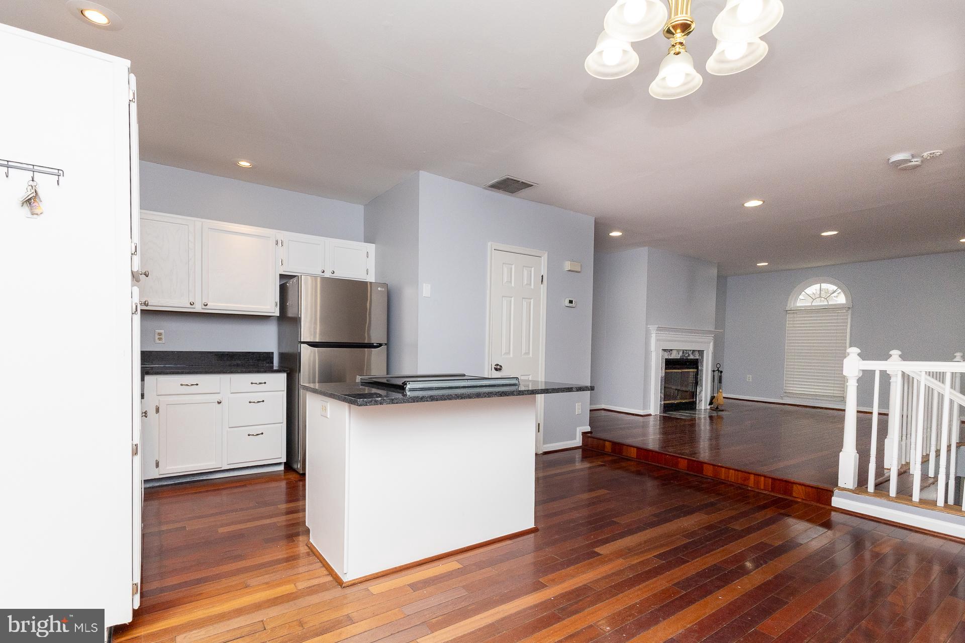 WILLOWCREST - Residential Lease