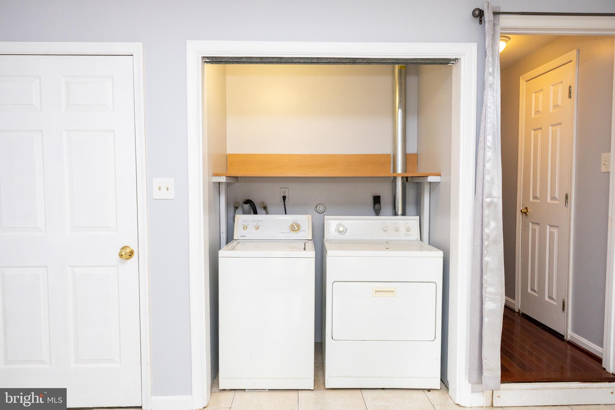 WILLOWCREST - Residential Lease