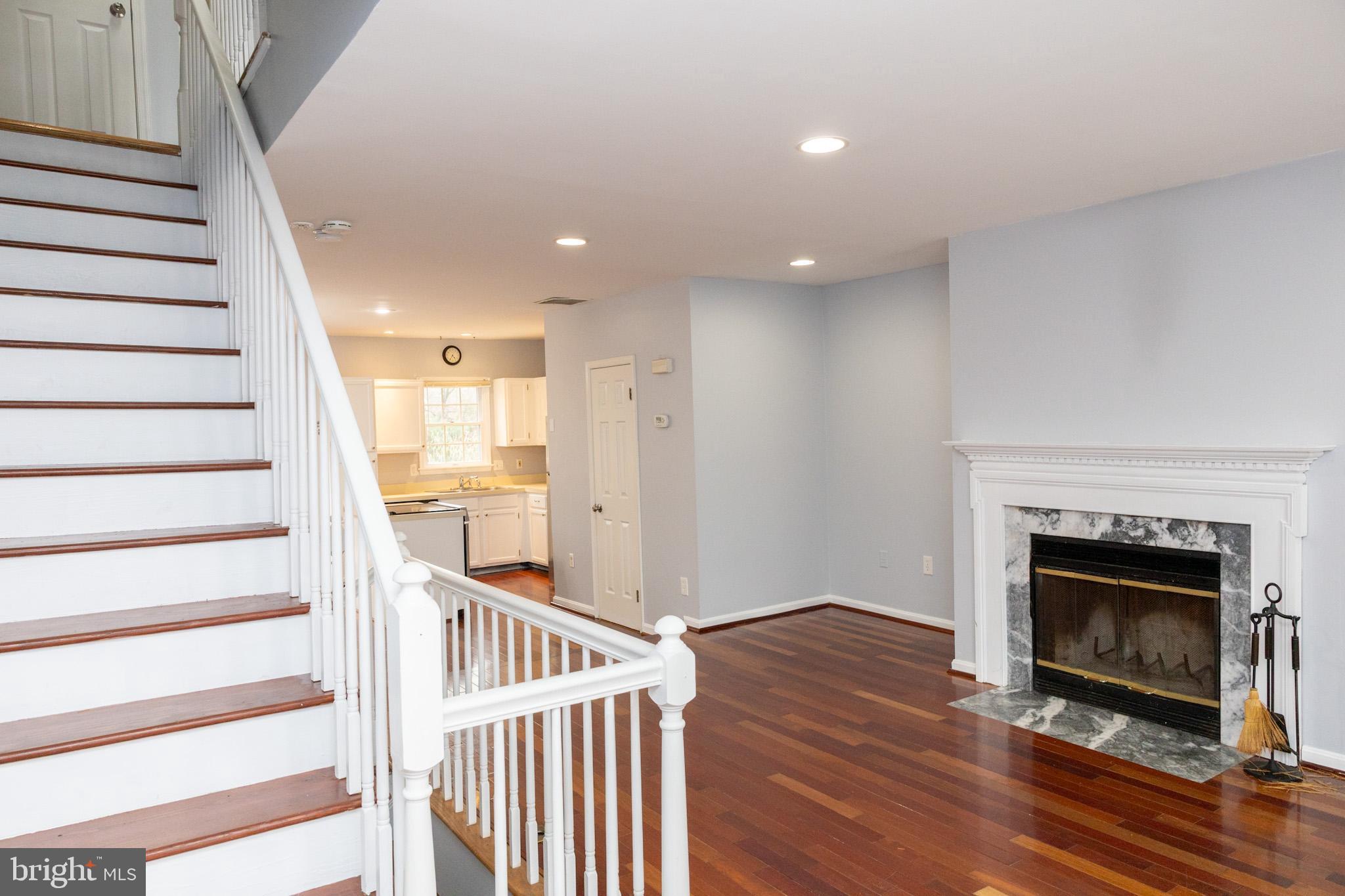 WILLOWCREST - Residential Lease