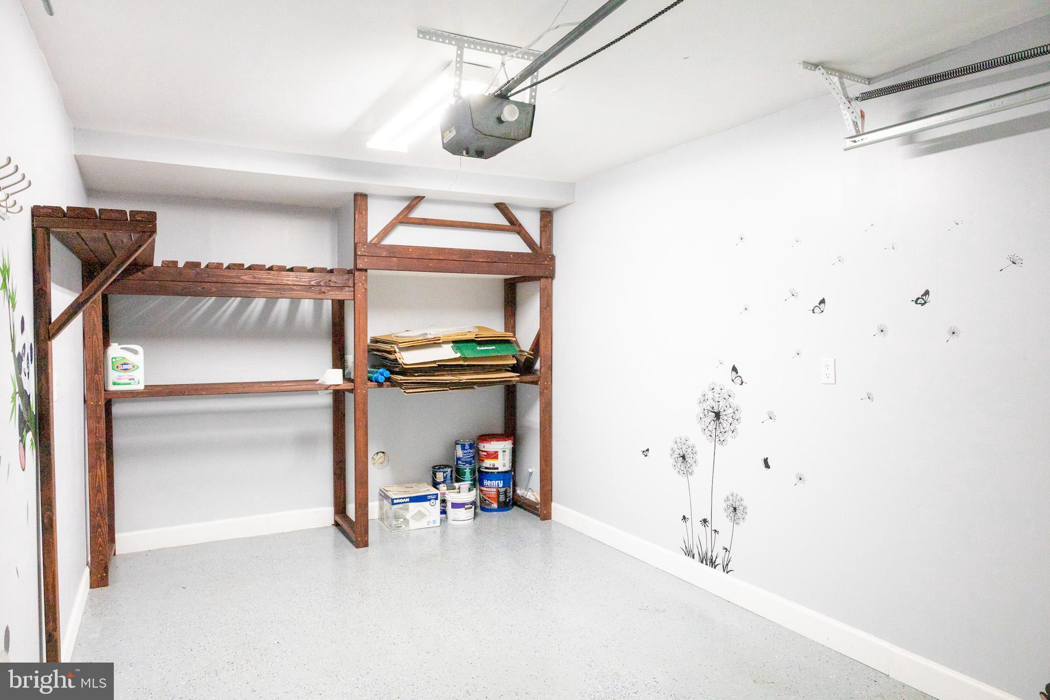 WILLOWCREST - Residential Lease