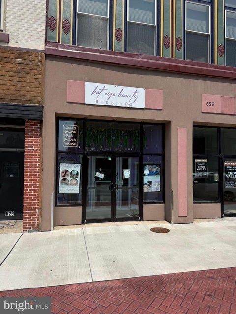Photo of 627 Cumberland Street, LEBANON, PA 17042 (MLS # PALN2027964)