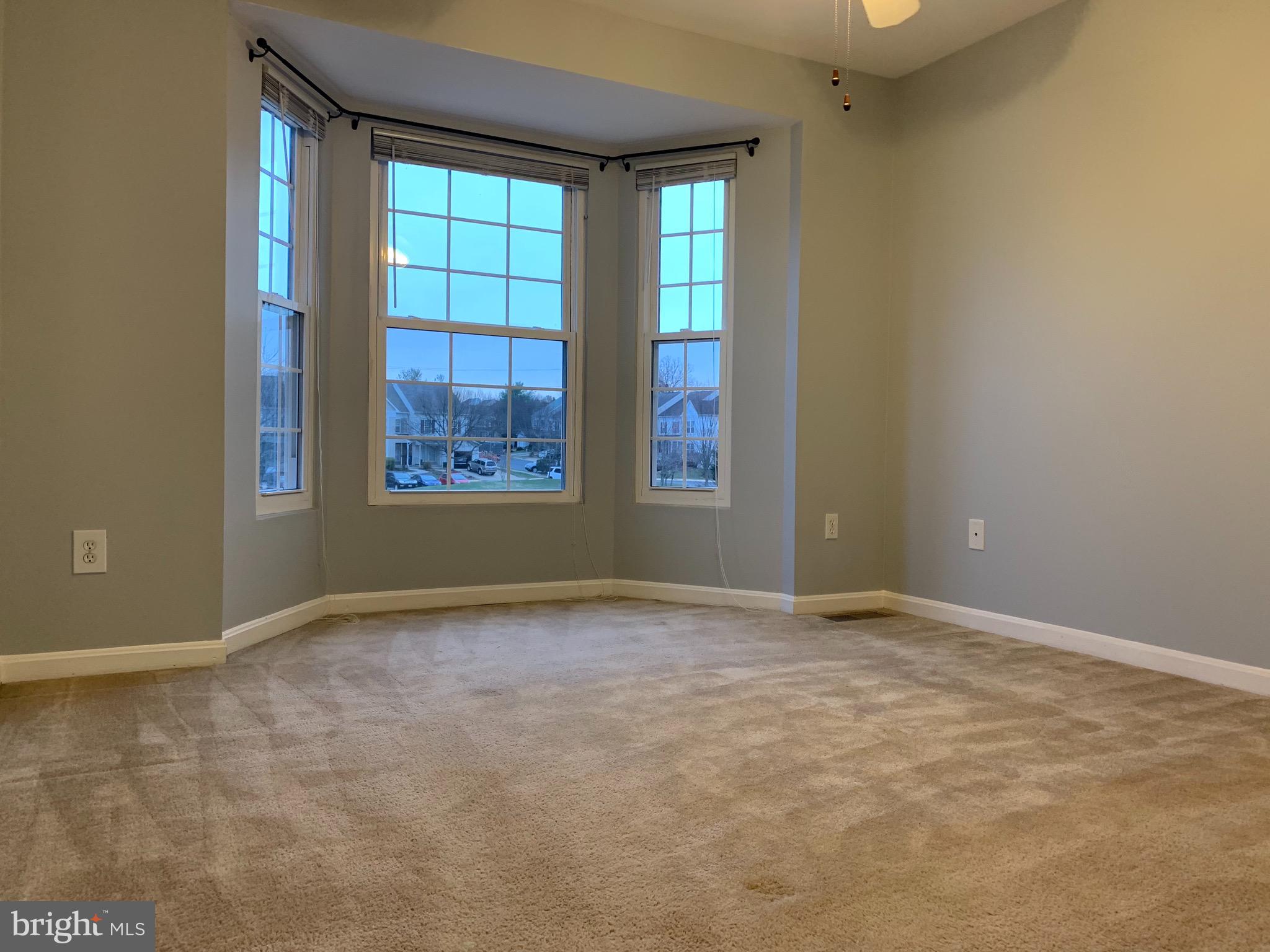 FAIR LAKES - Residential