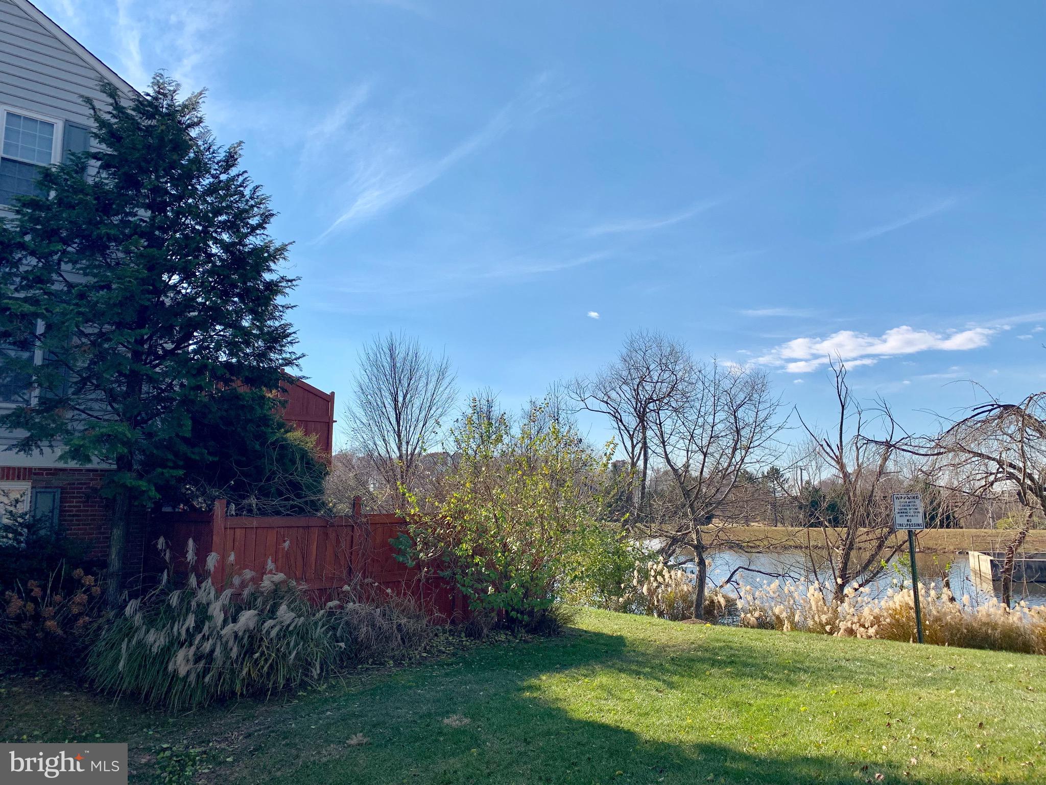 FAIR LAKES - Residential