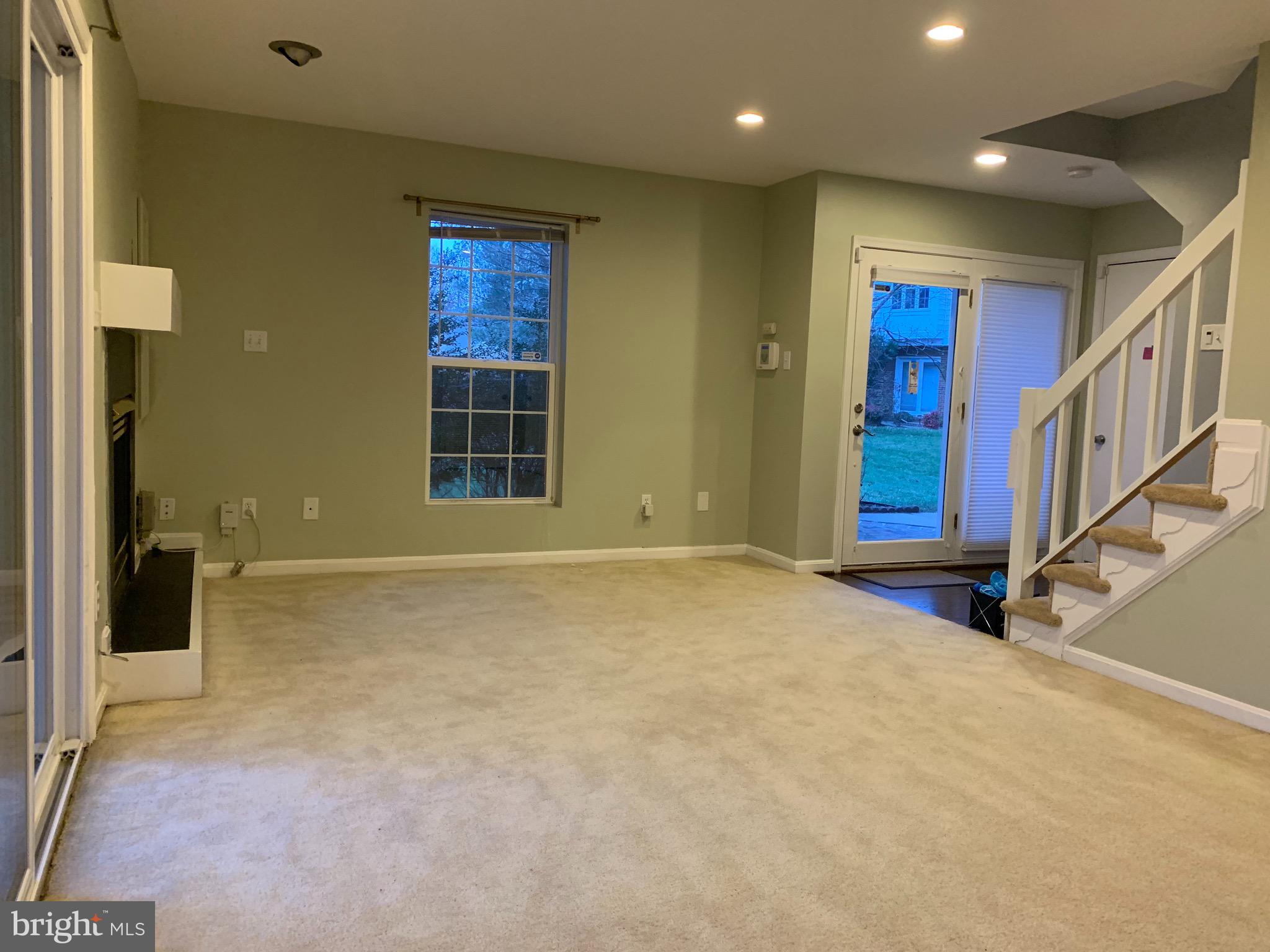 FAIR LAKES - Residential