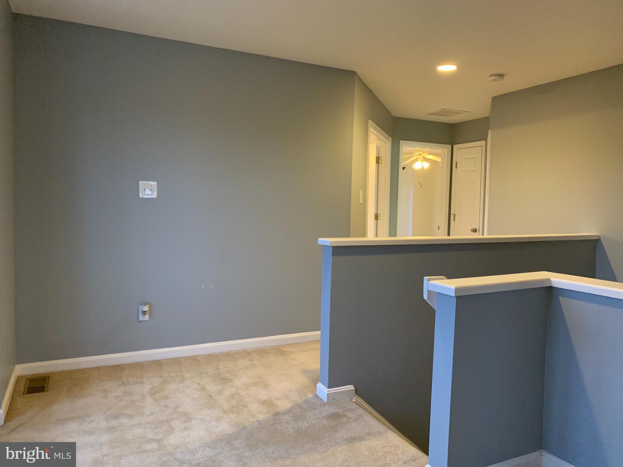 FAIR LAKES - Residential