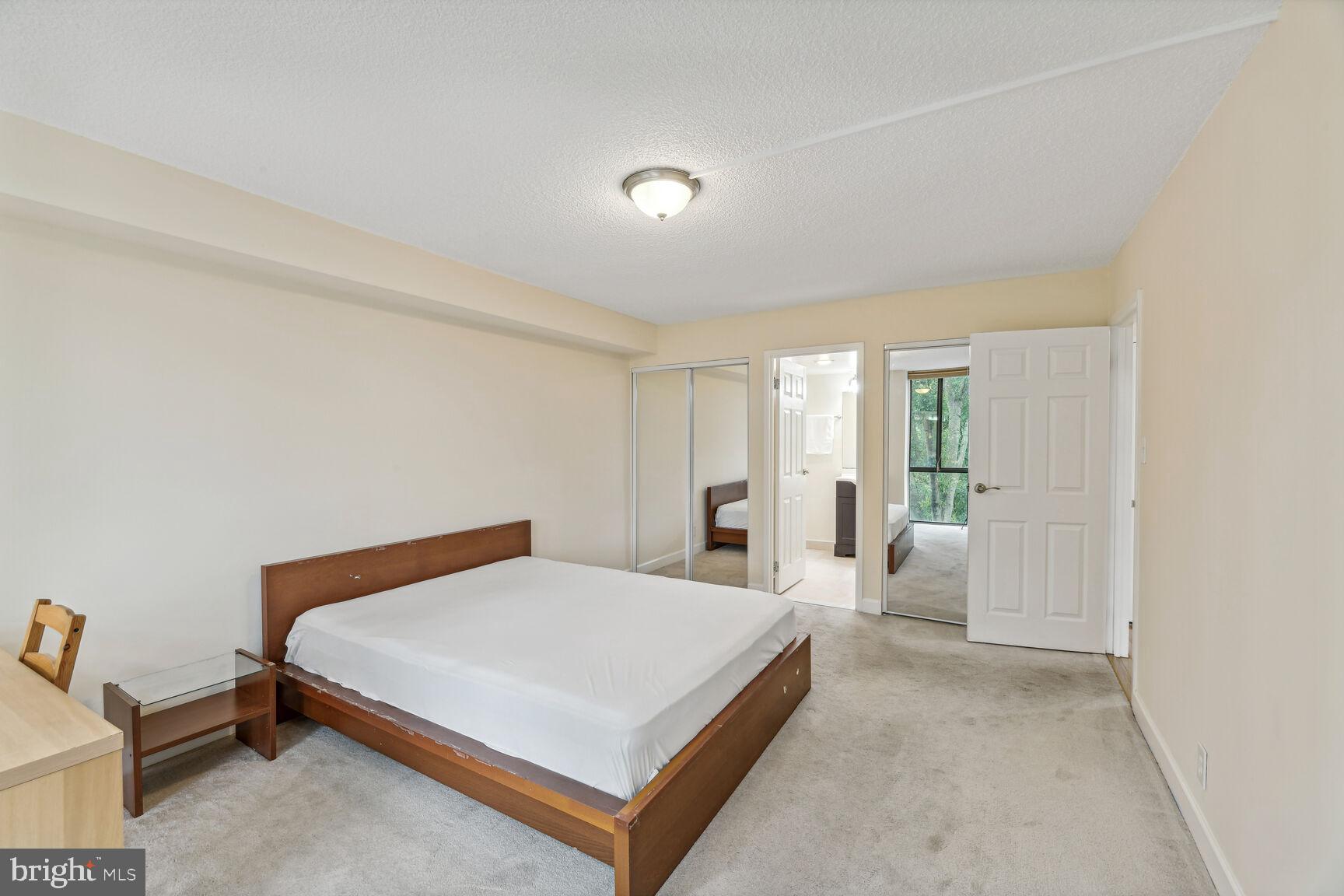 COURTHOUSE - Residential Lease