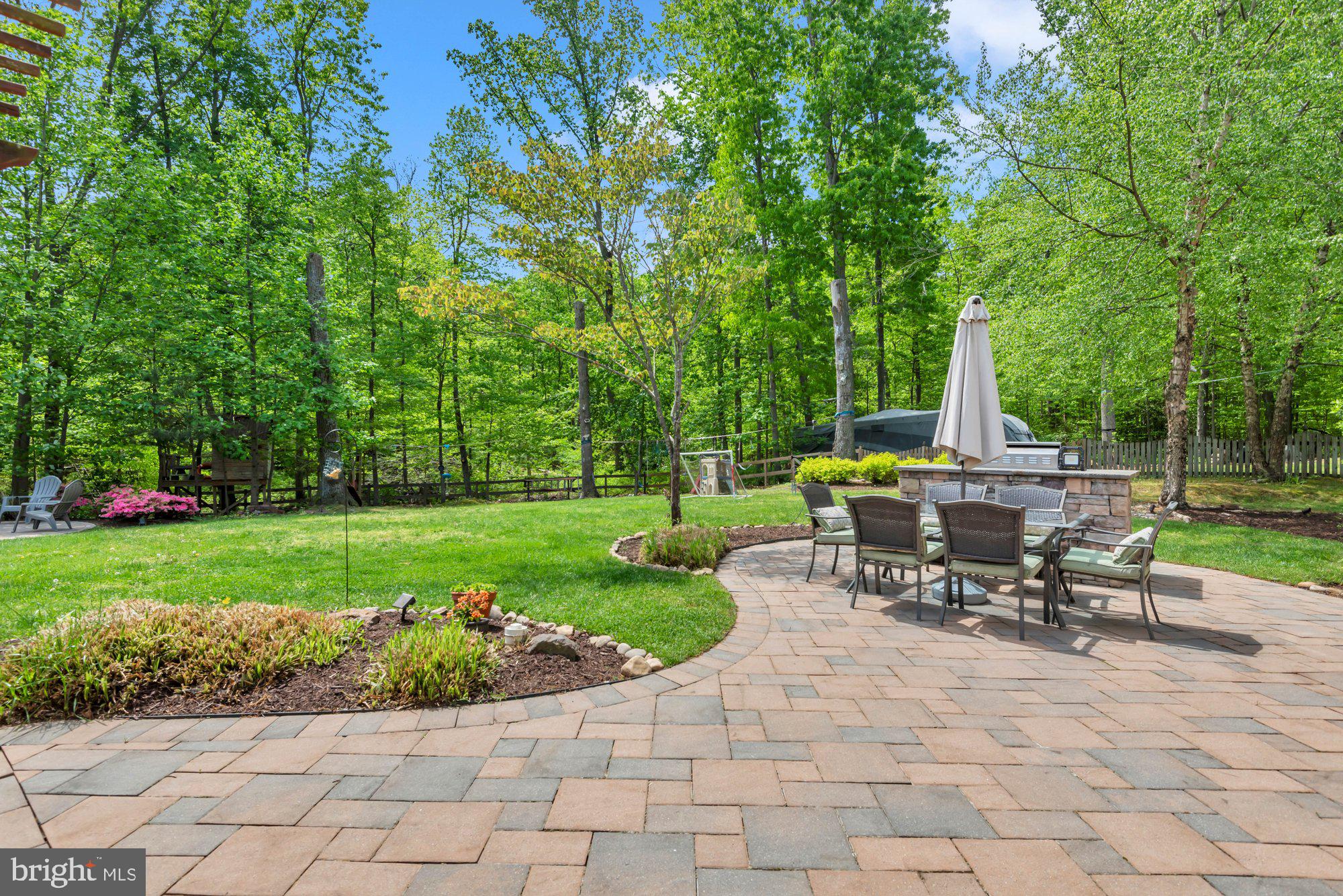 417 KINGS WAY