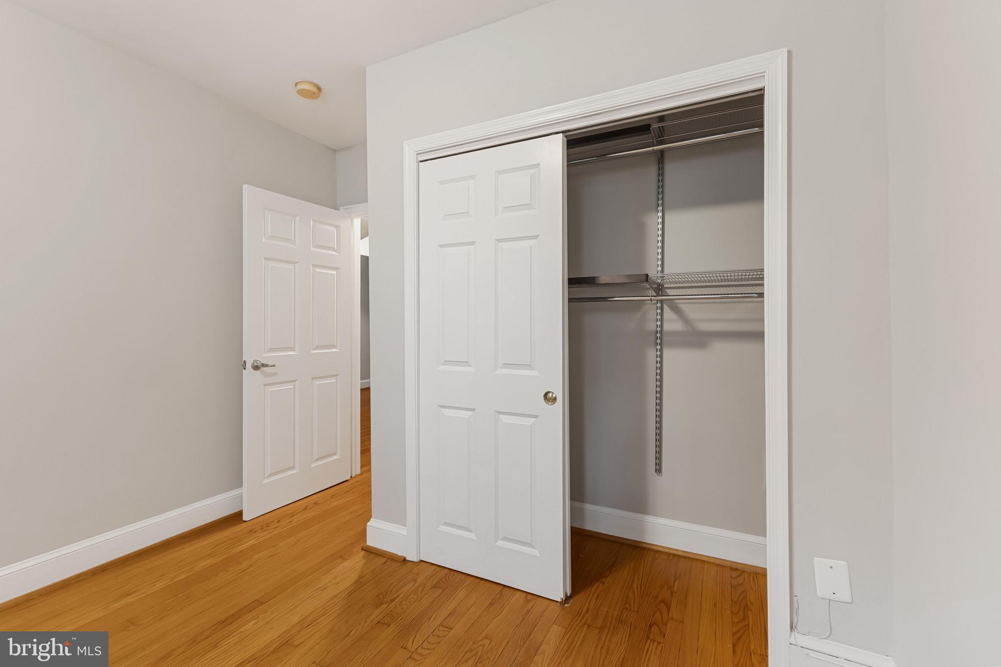 ROSEMONT STATION - Residential