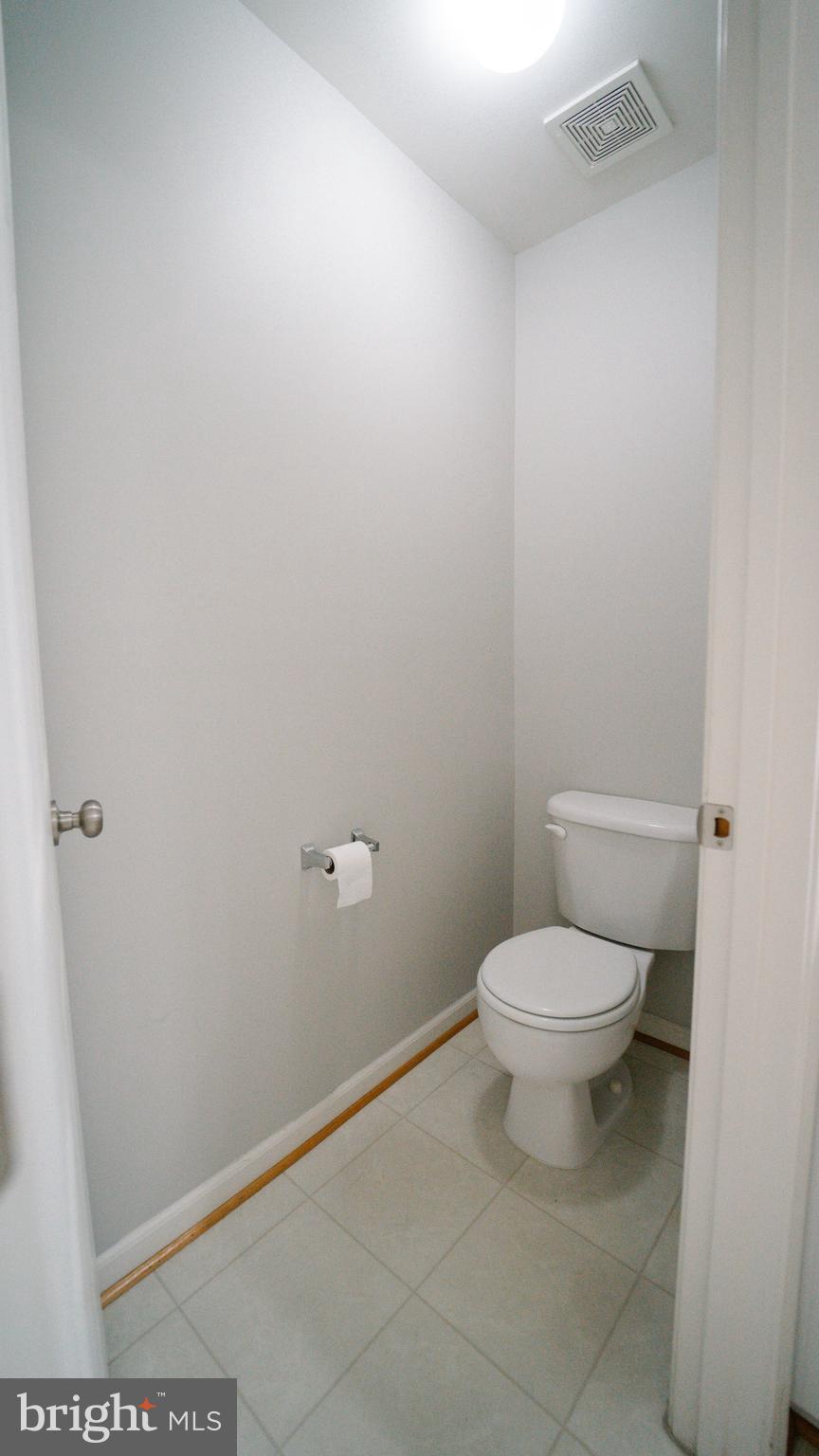 LAKELAND PLACE - Residential