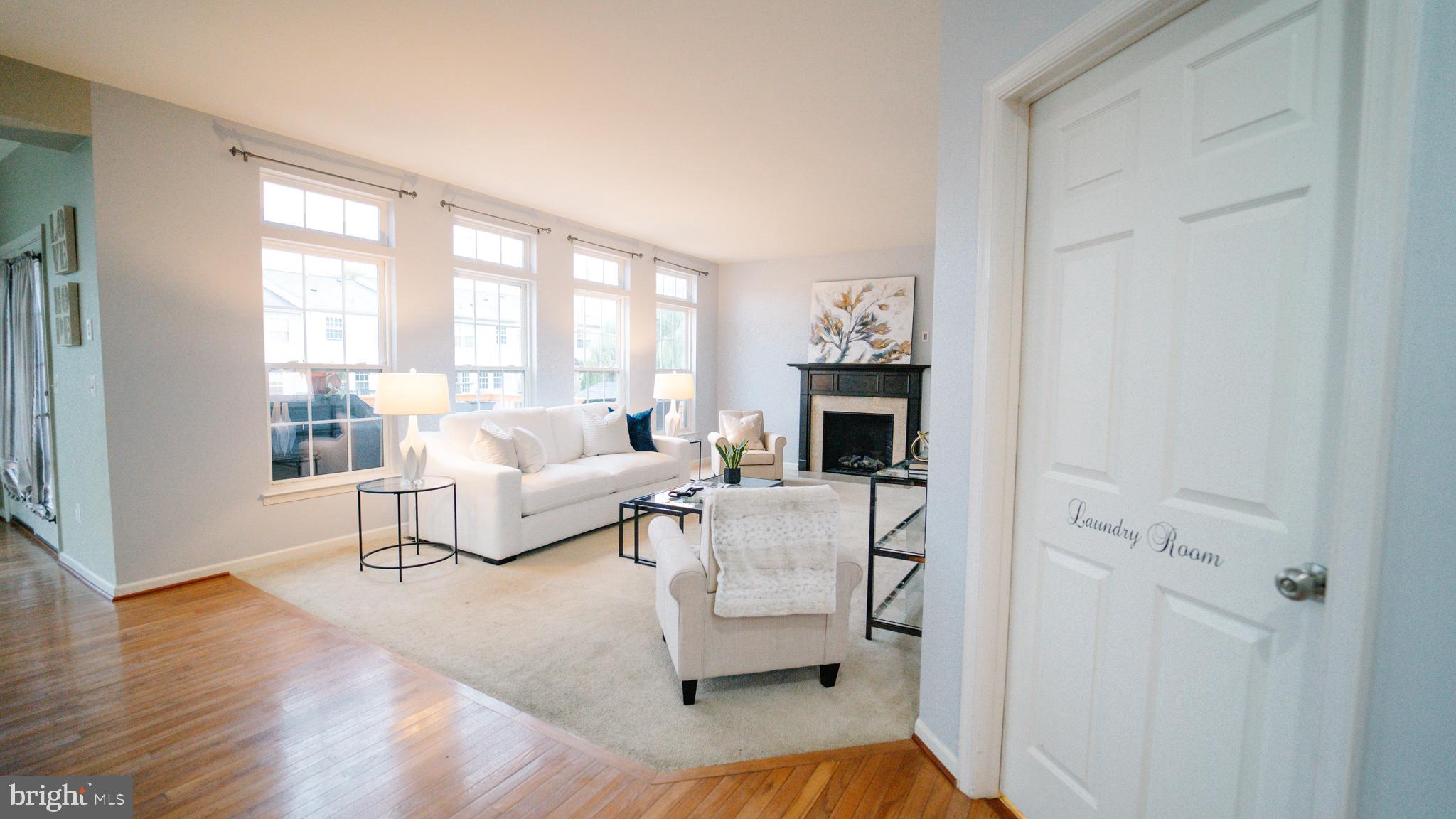 LAKELAND PLACE - Residential