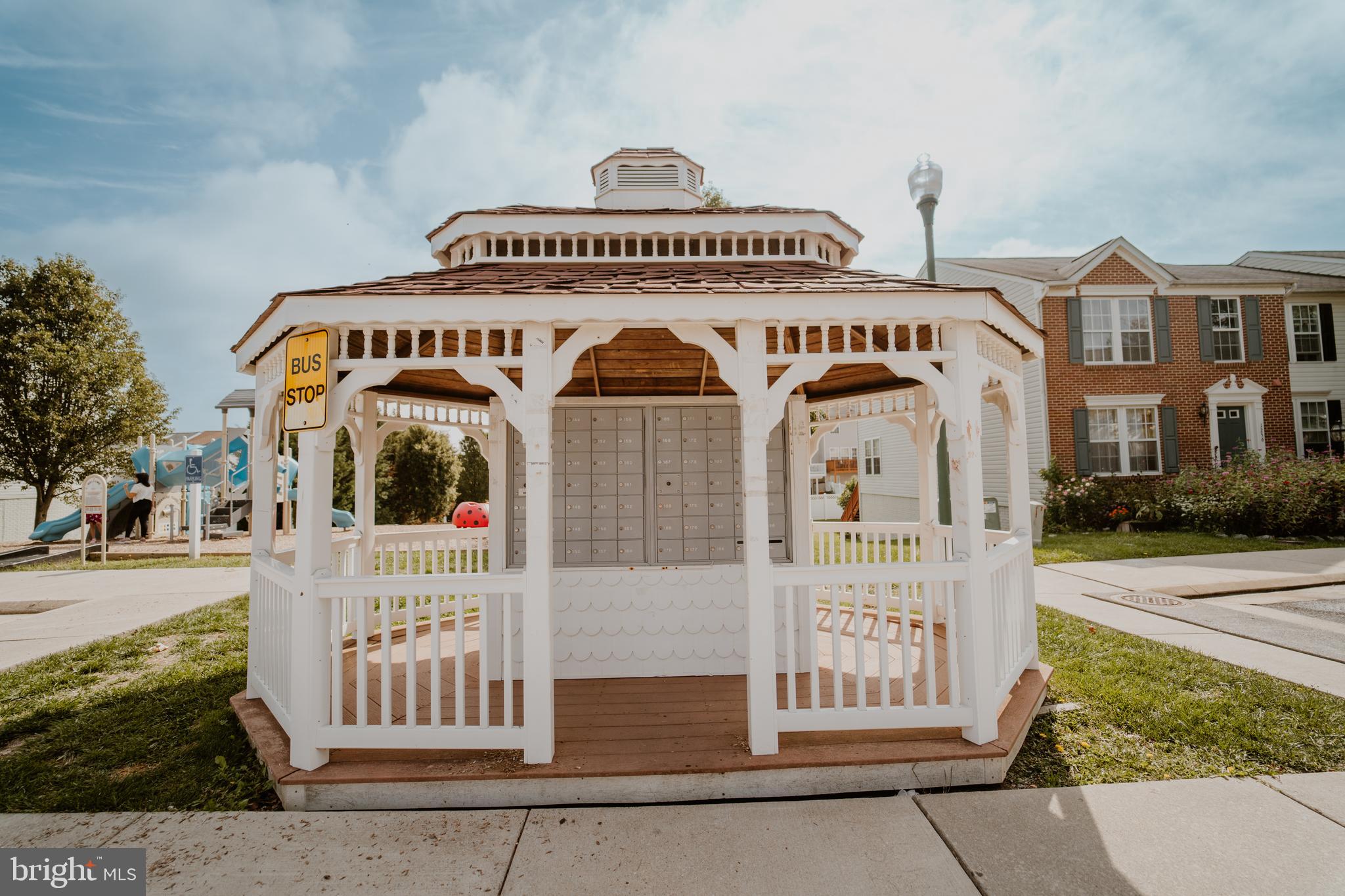 LAKELAND PLACE - Residential