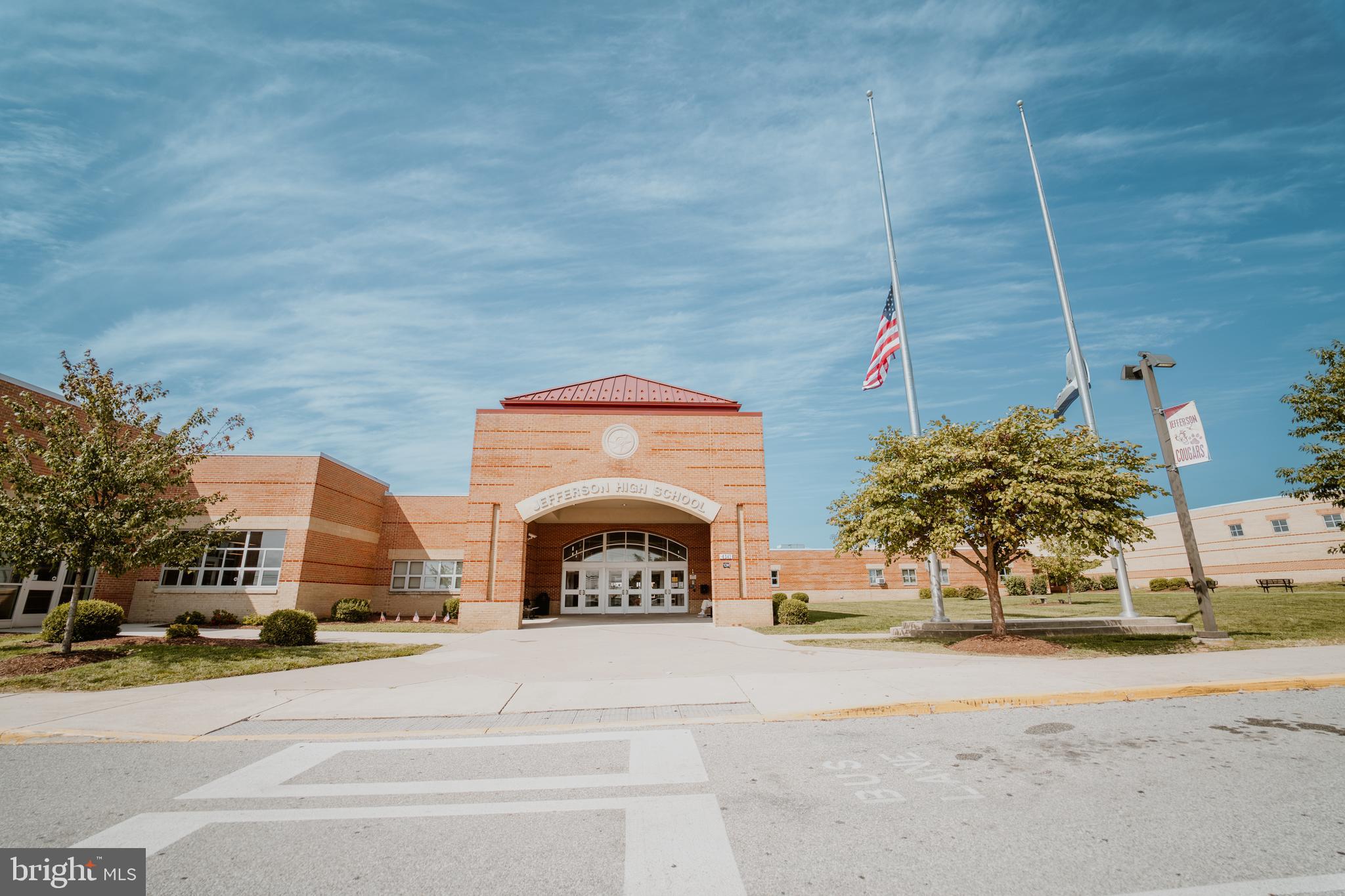 LAKELAND PLACE - Residential
