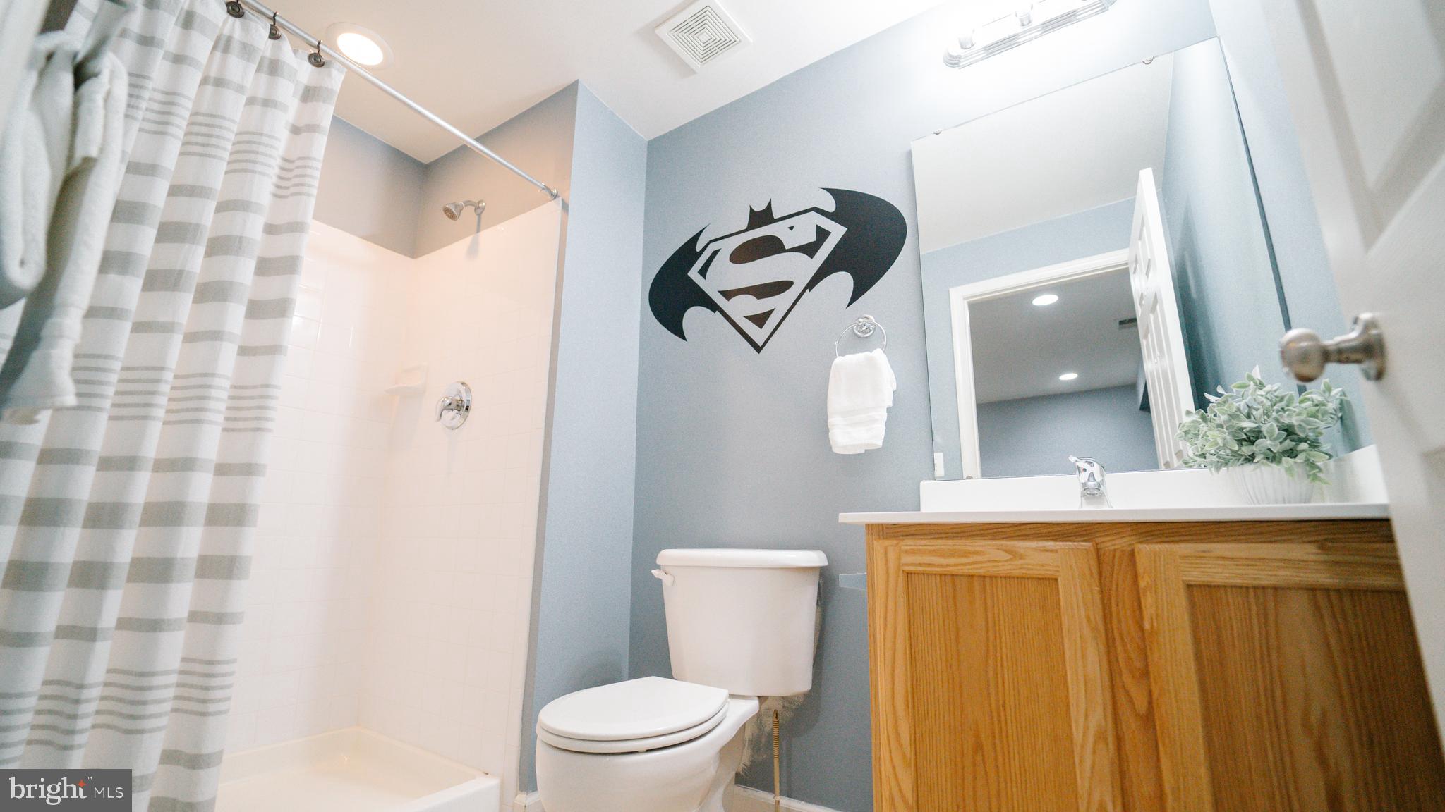 LAKELAND PLACE - Residential