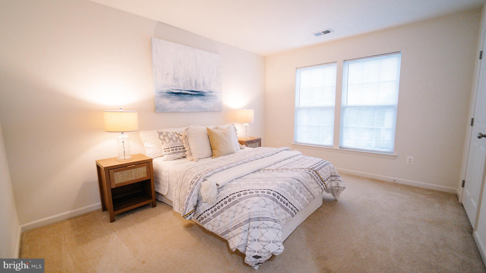 LAKELAND PLACE - Residential