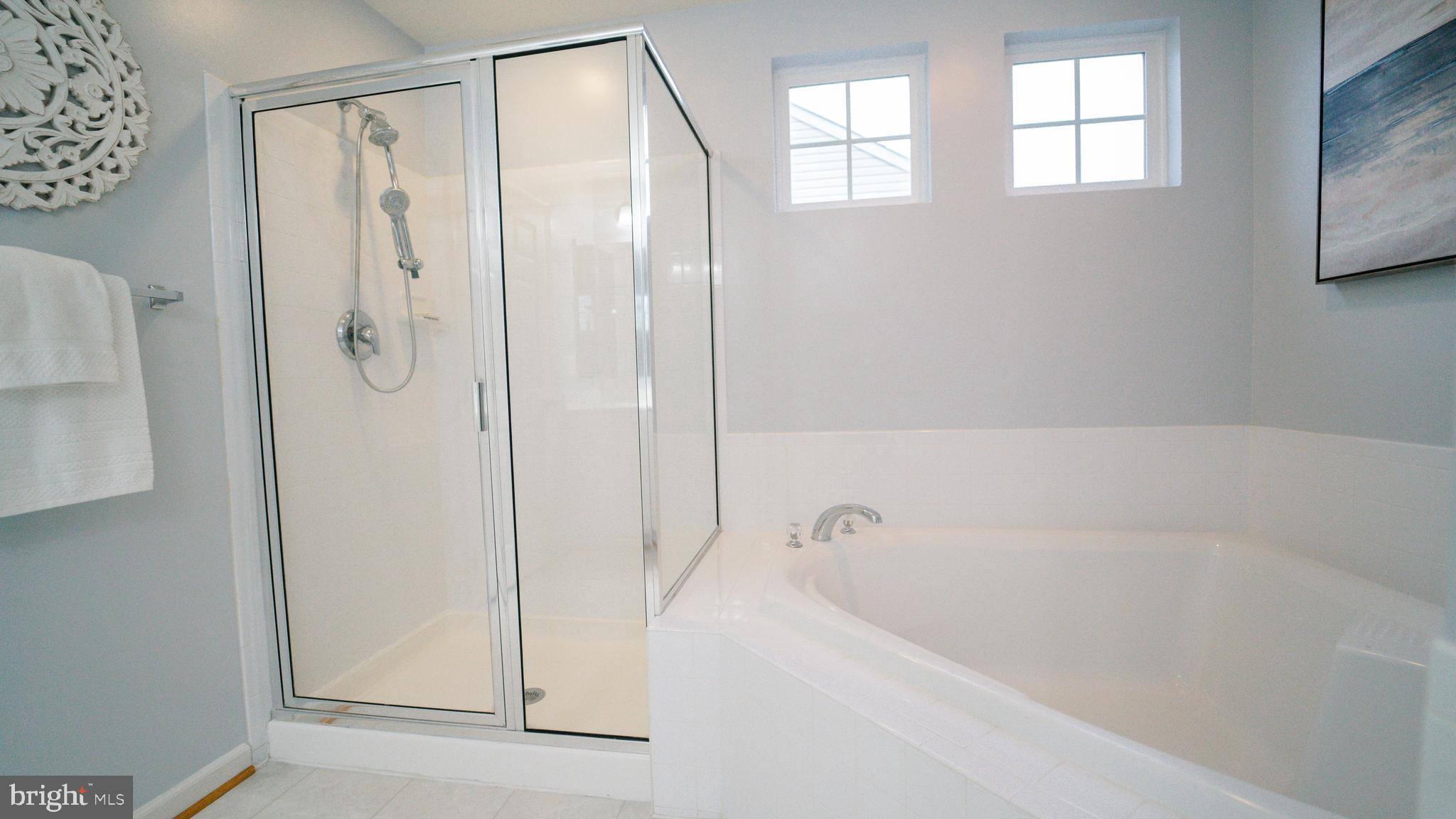 LAKELAND PLACE - Residential