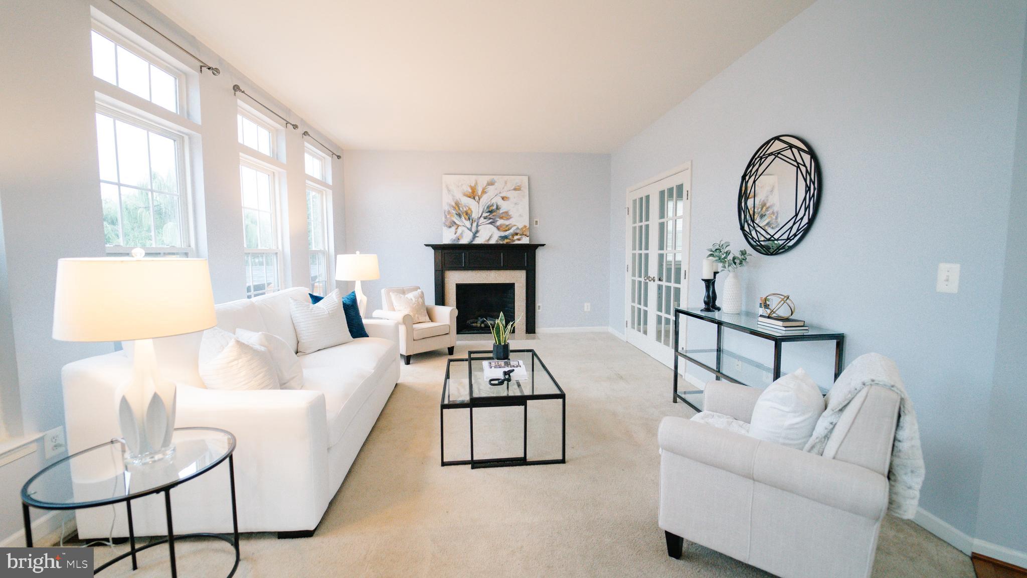 LAKELAND PLACE - Residential