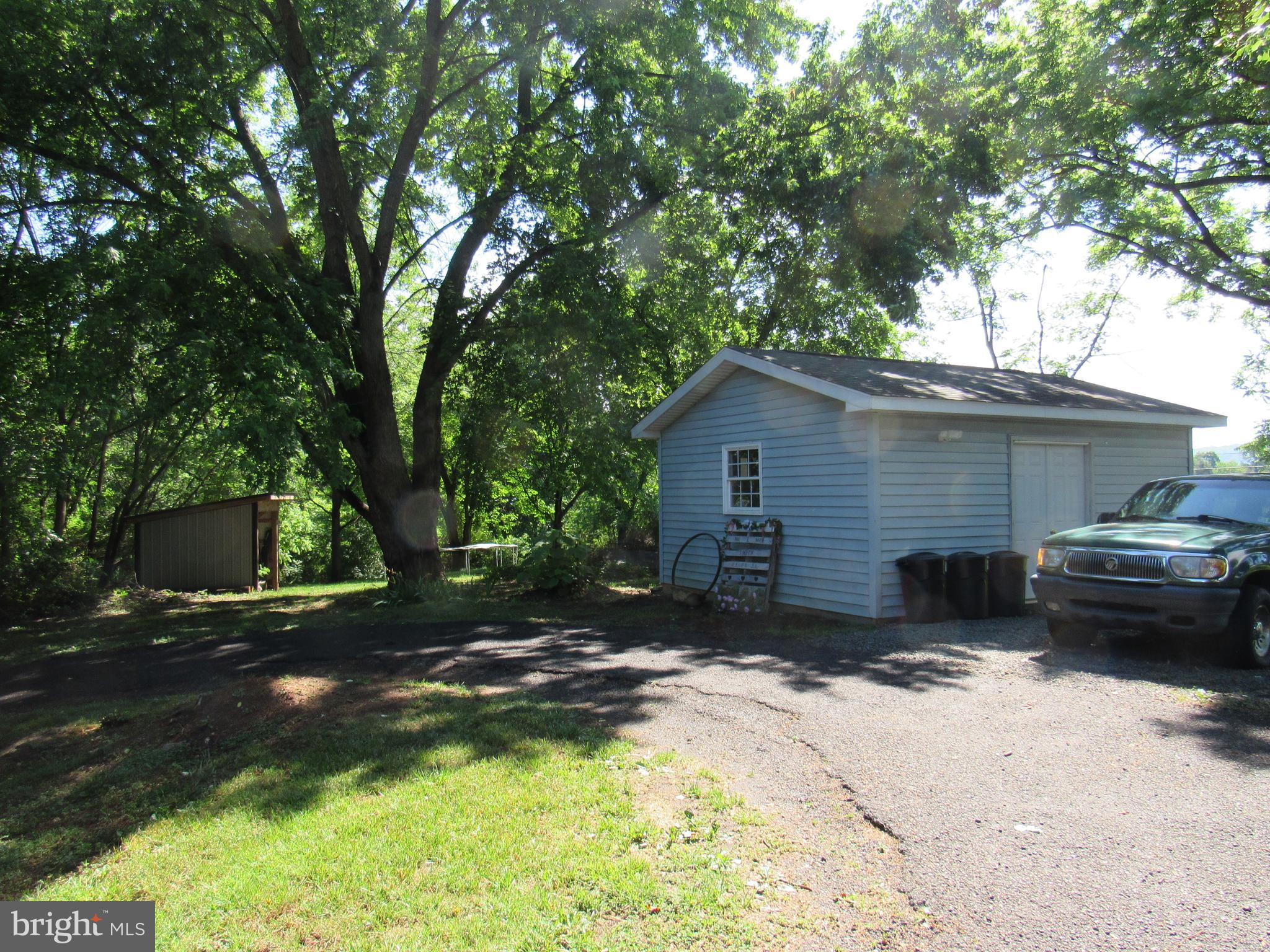 BRIGHTWOOD - Residential