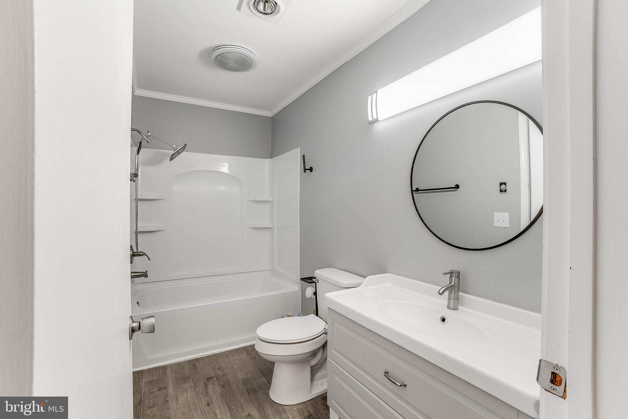 SHIPBUILDERS VILLAGE - Residential