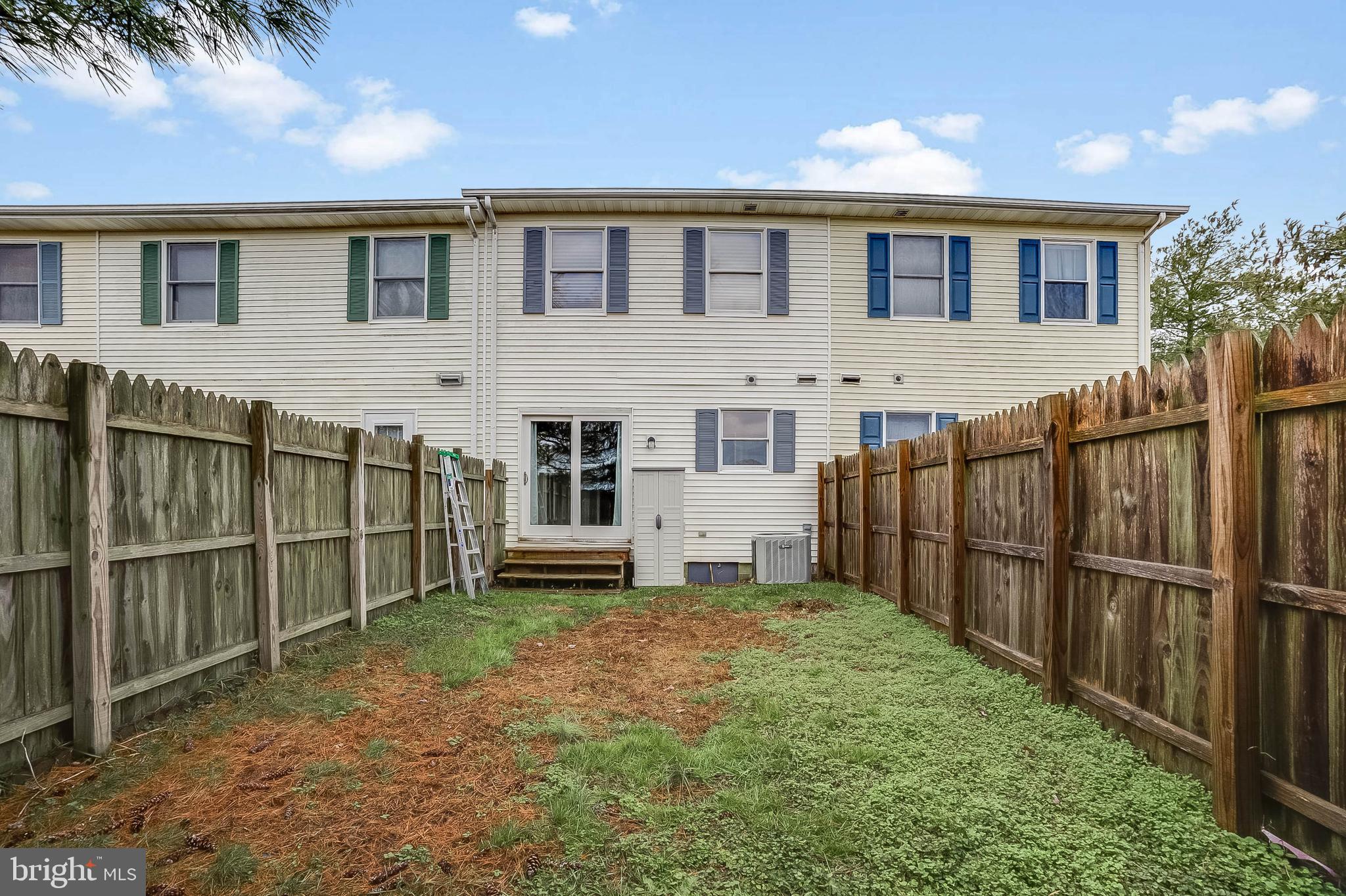 SHIPBUILDERS VILLAGE - Residential