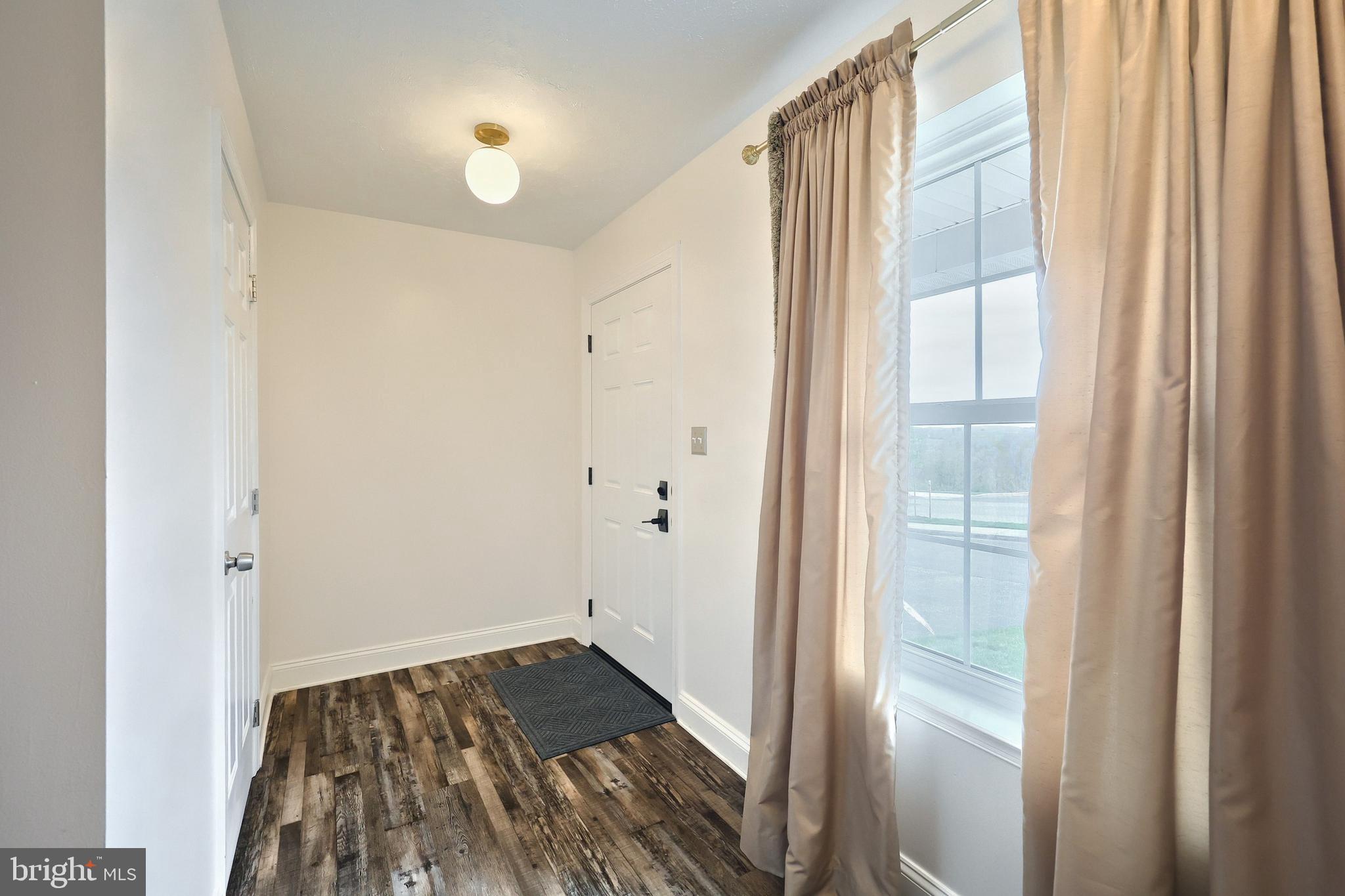 204 COUNTRY RIDGE DRIVE