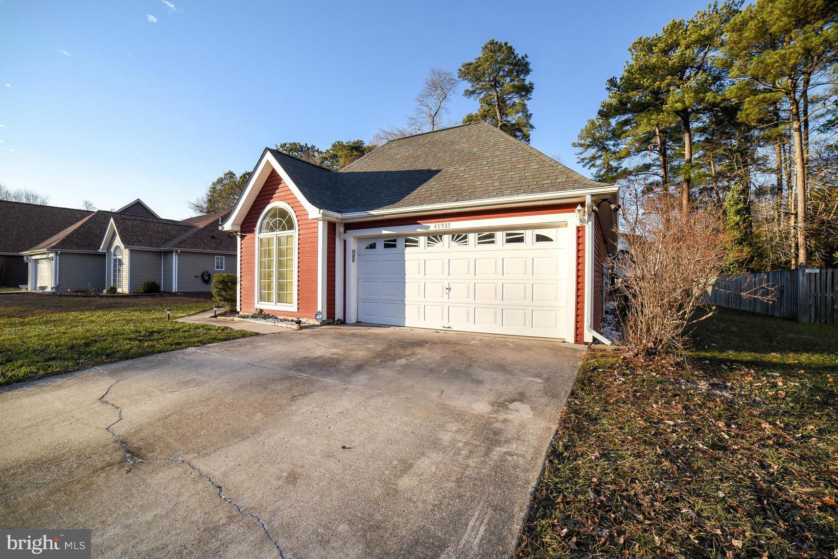 CEDAR COVE - Residential