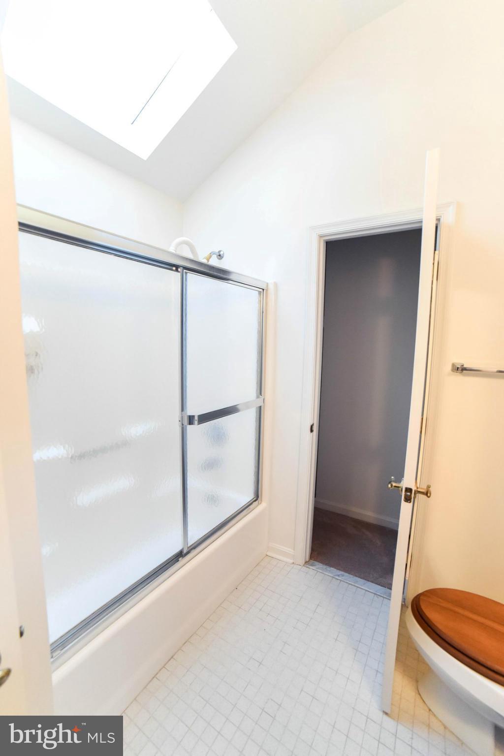 CEDAR COVE - Residential