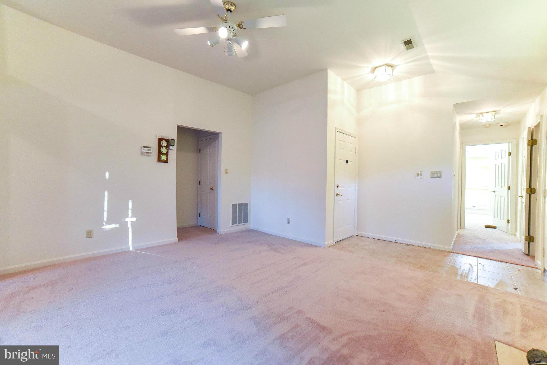 CEDAR COVE - Residential