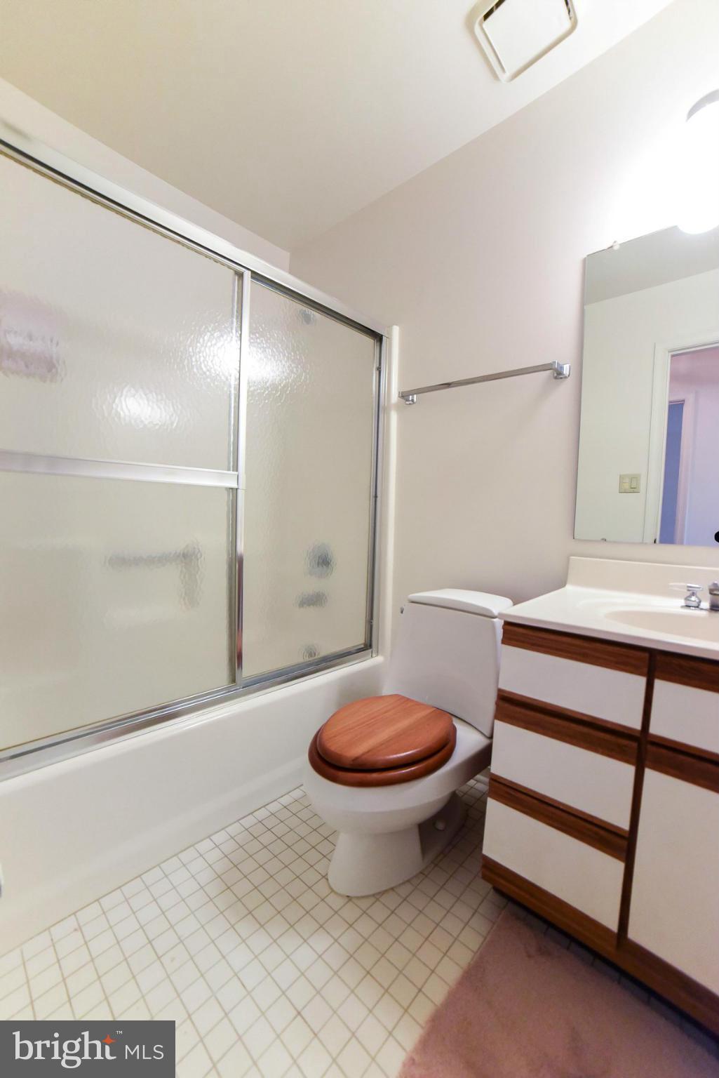 CEDAR COVE - Residential