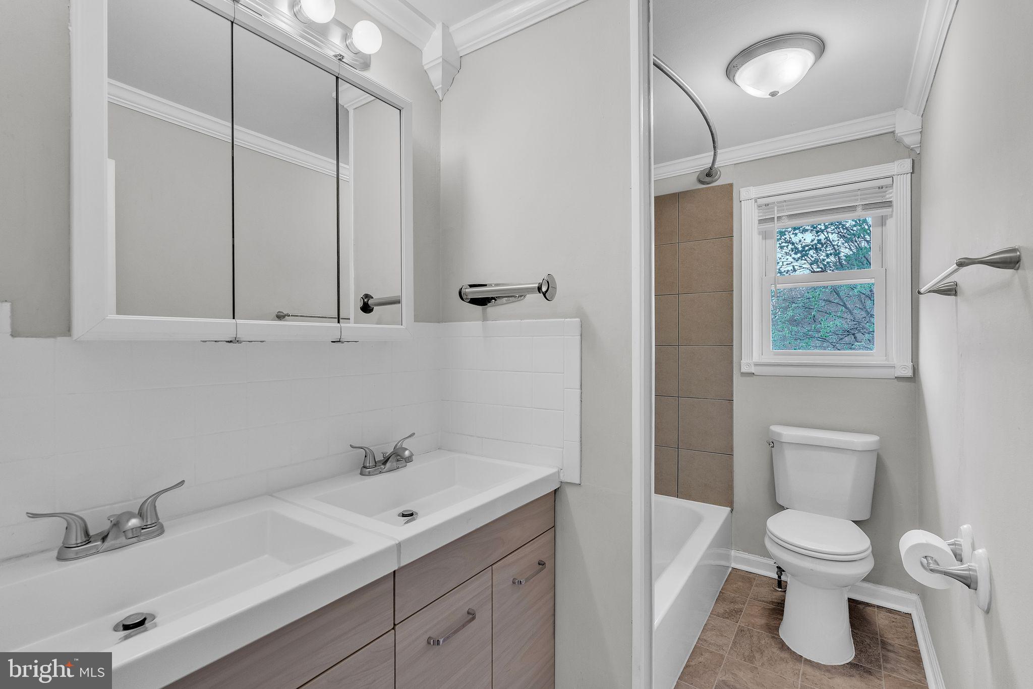 WOODBROOK - Residential