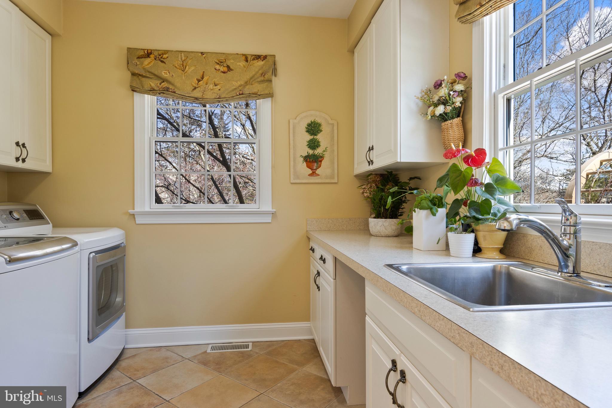 TREYBURN - Residential