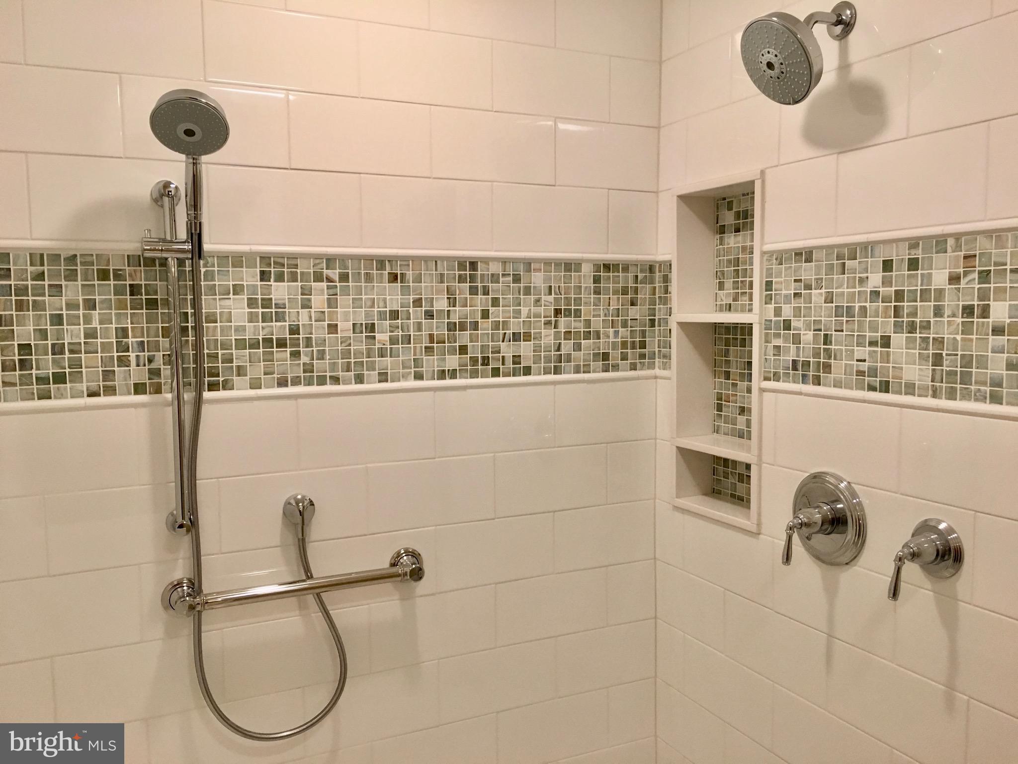 TREYBURN - Residential