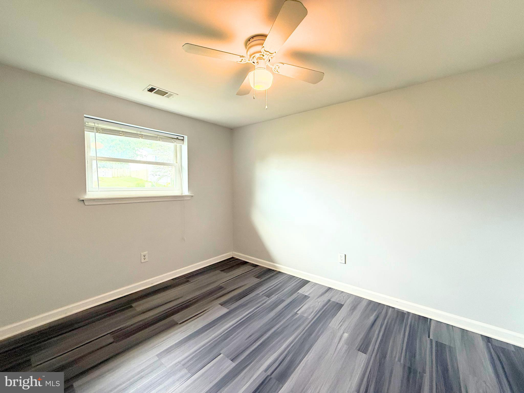 GREEN HILLS - Residential Lease