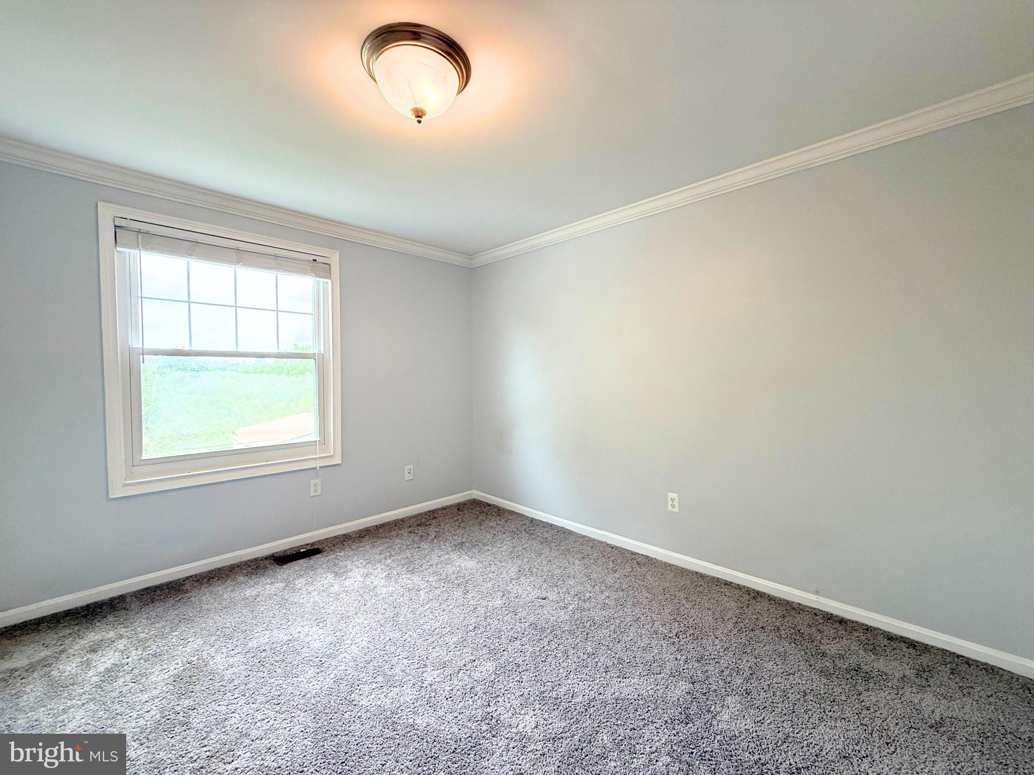 GREEN HILLS - Residential Lease