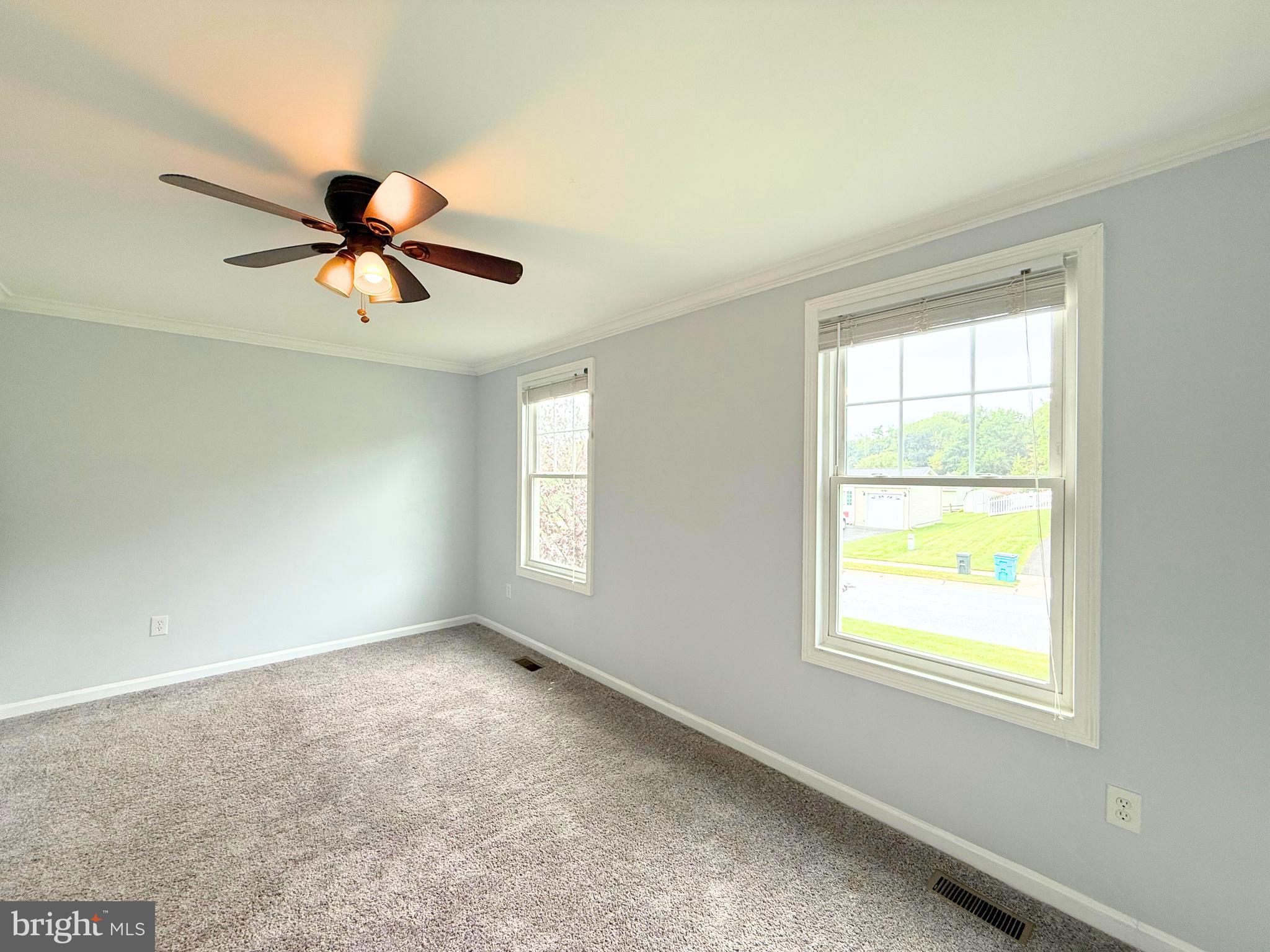 GREEN HILLS - Residential Lease