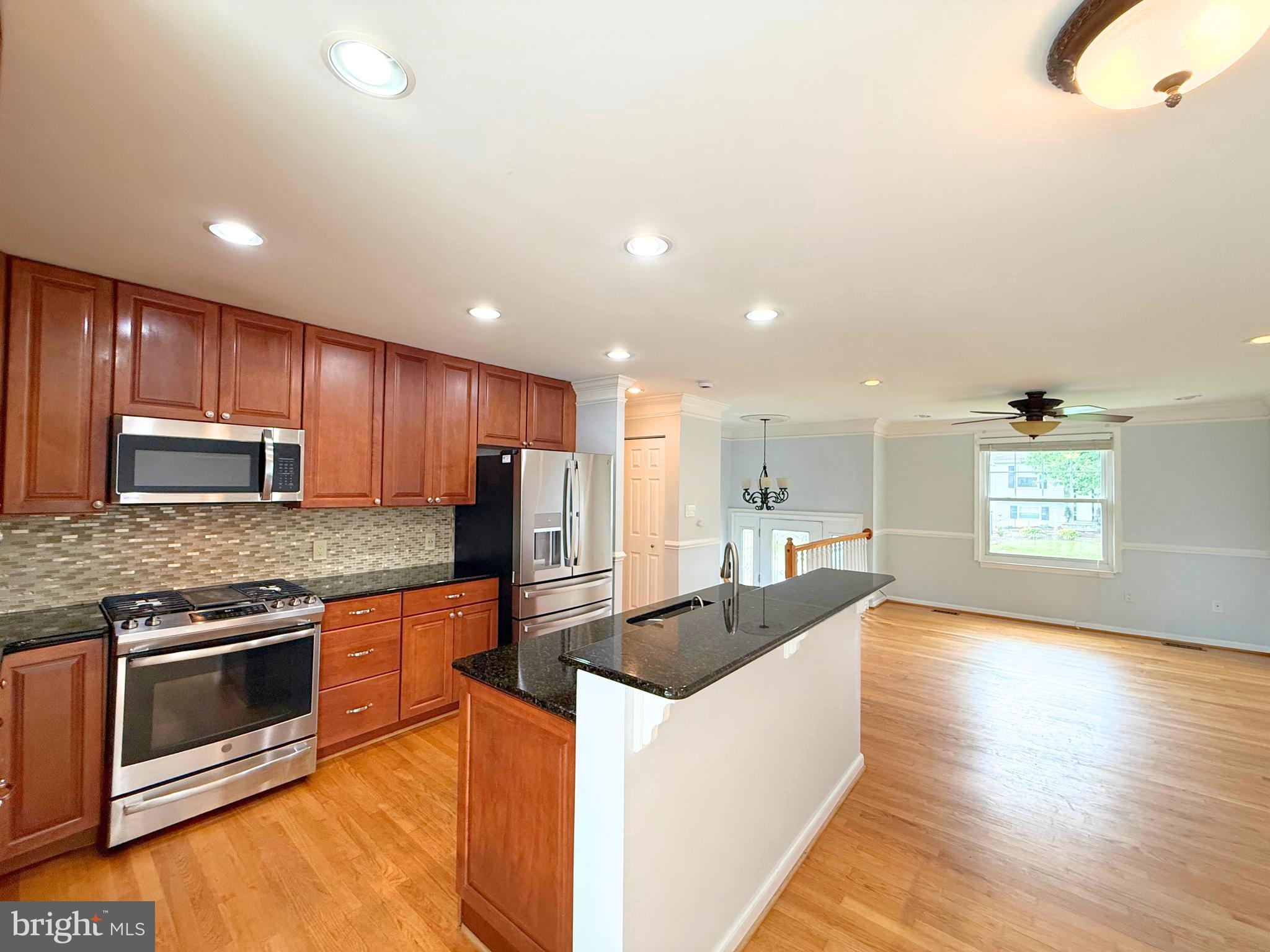 GREEN HILLS - Residential Lease