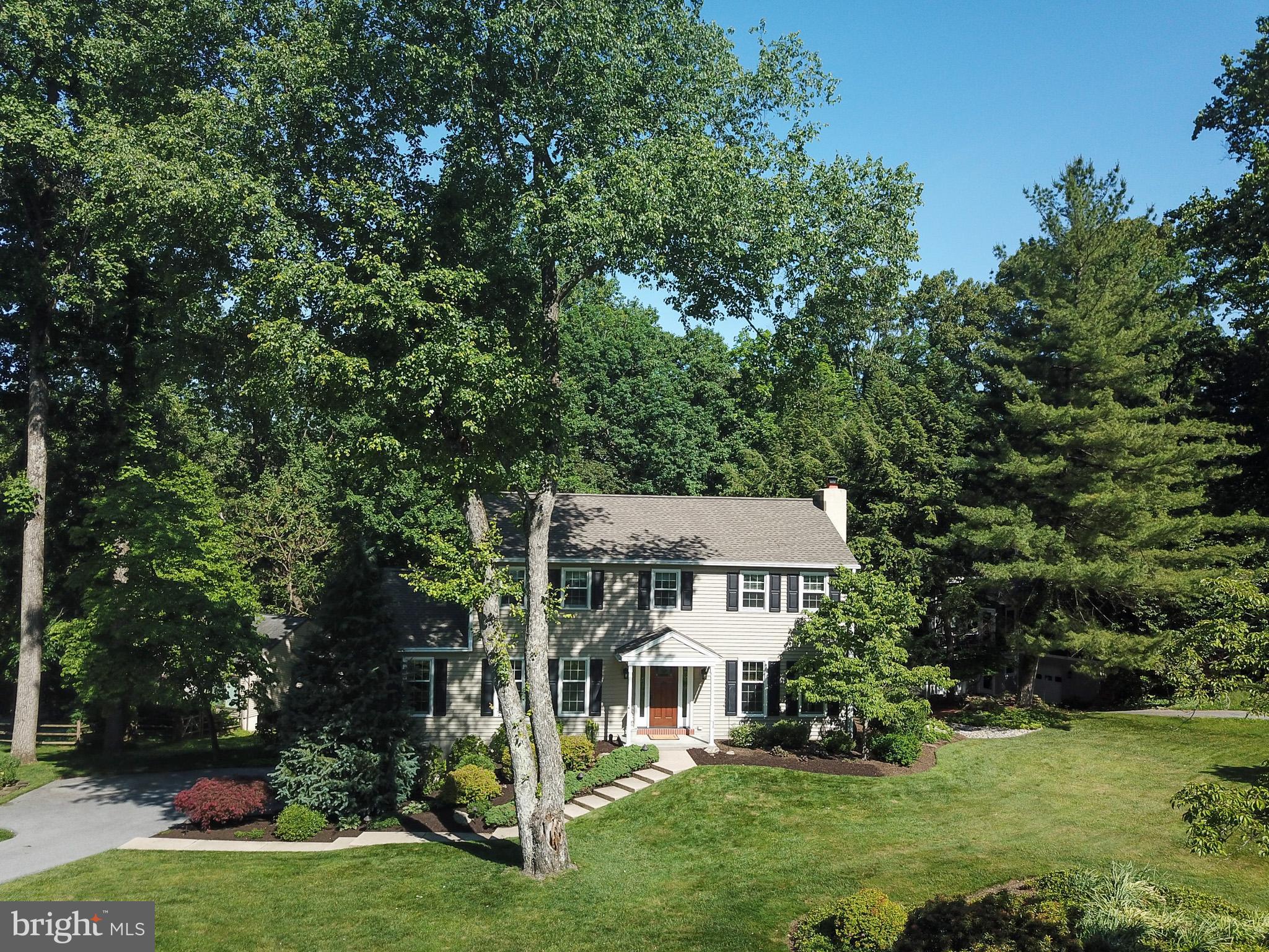 405 BROOKWOOD DRIVE