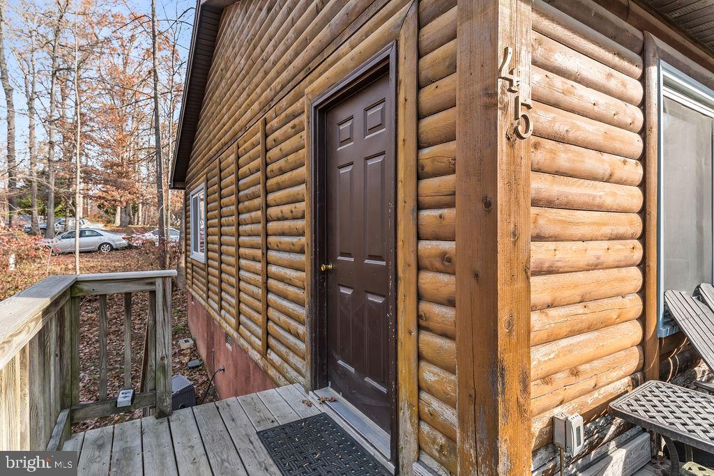 HIDDEN LAKE - Residential