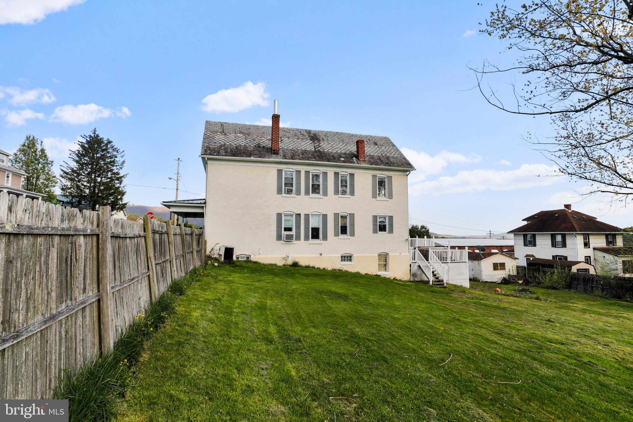 MAPLESIDE - Residential