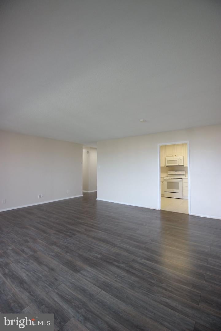 307 YOAKUM PARKWAY 1701