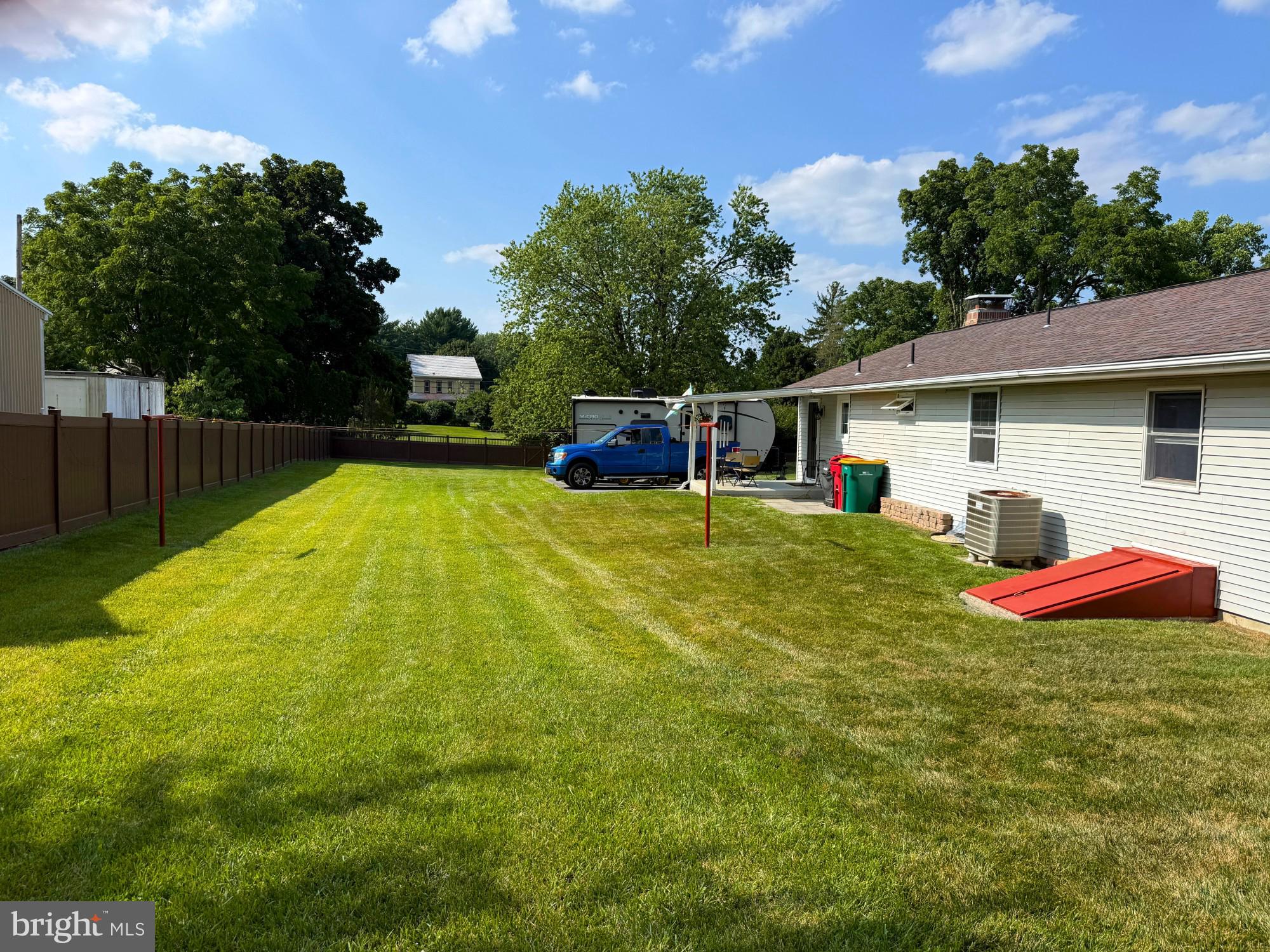 902 FRITZTOWN ROAD